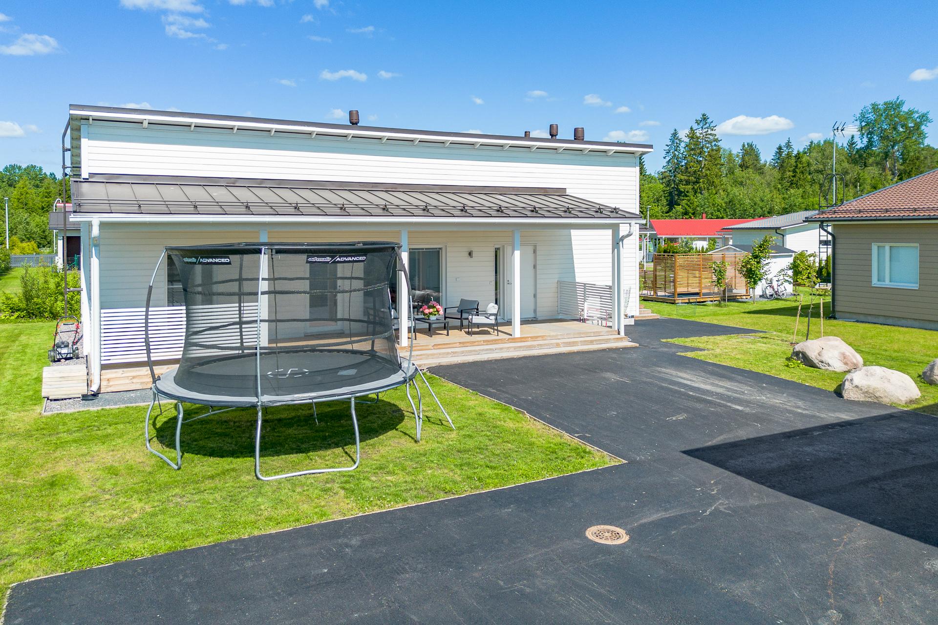 Loimutie 6, Metsäkalteva, Hyvinkää