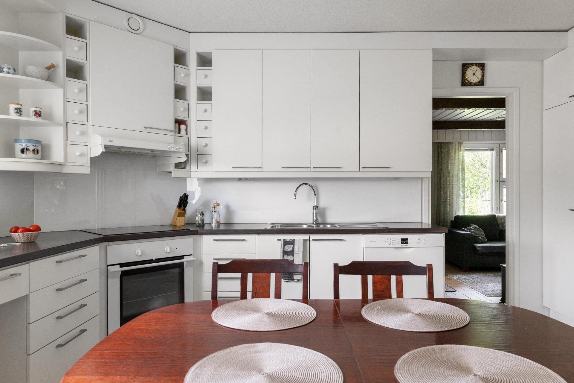 Hakotie 5, Kausala, Iitti