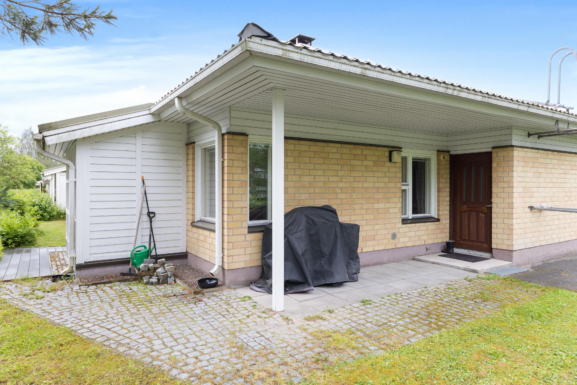 Hakotie 5, Kausala, Iitti