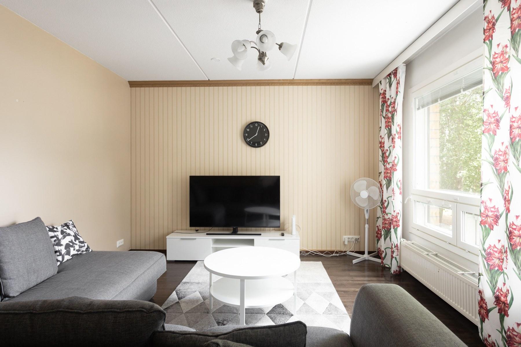 Haapatie 25, Koivukylä, Vantaa