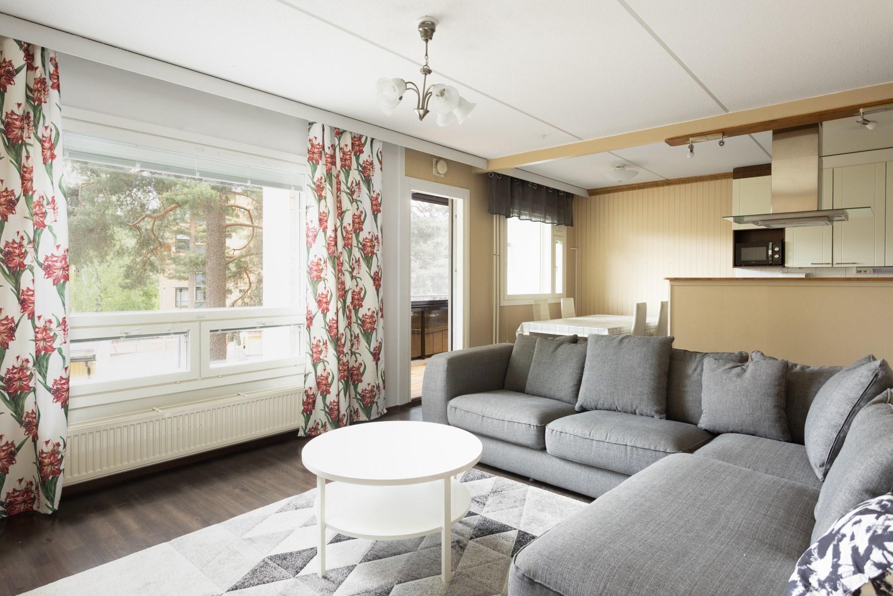 Haapatie 25, Koivukylä, Vantaa