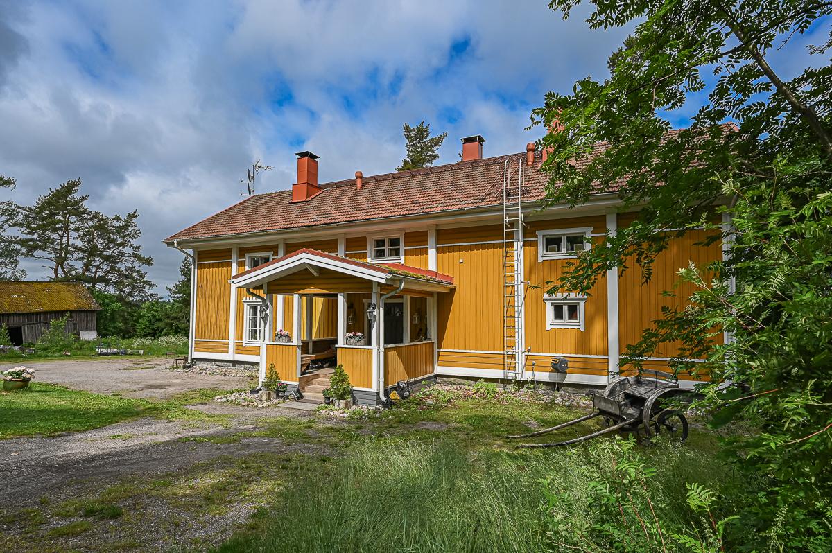 Vanha Baggbyntie 48, Tammisaari, Raasepori