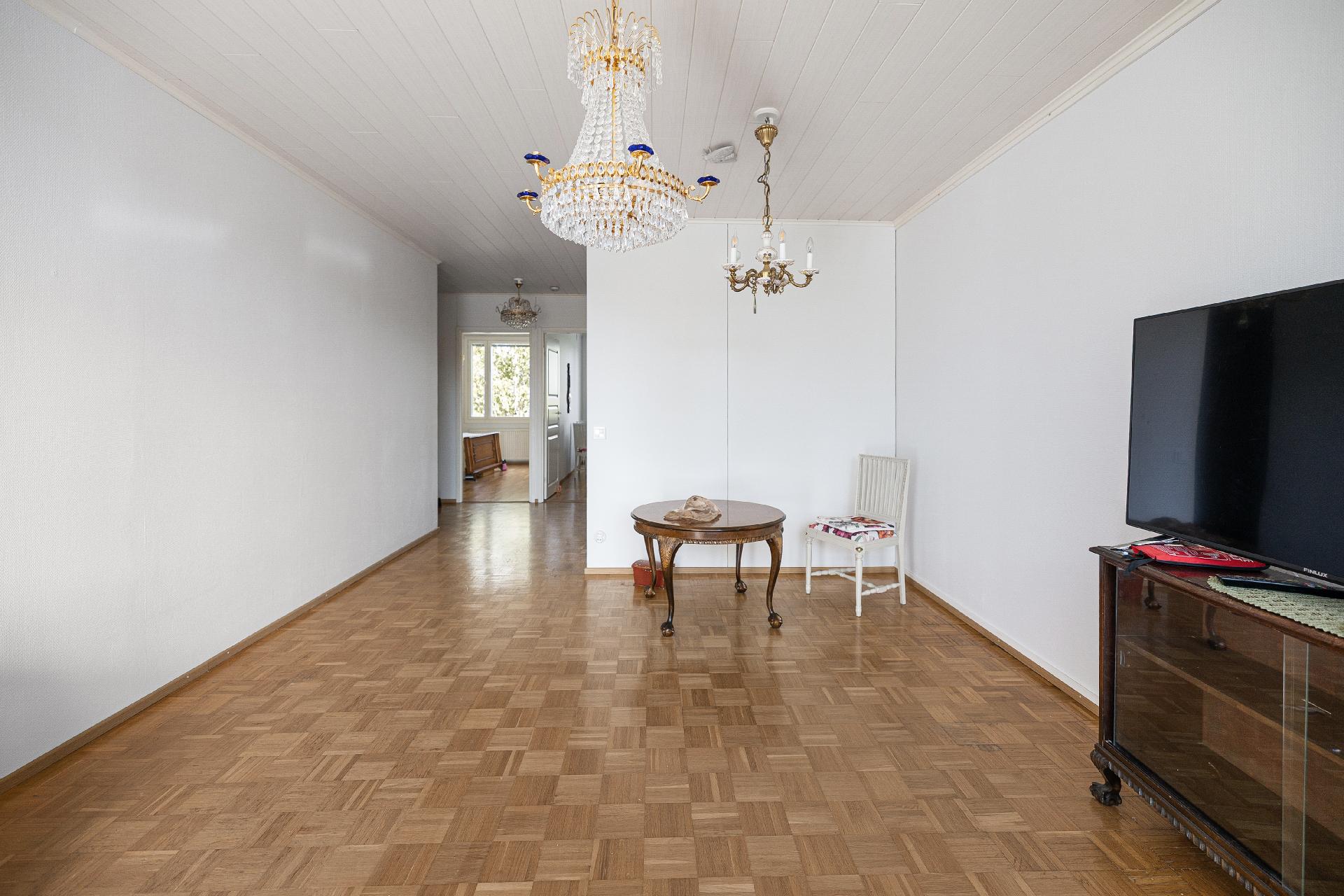 Kääpäkatu 7, Kannisto, Kerava