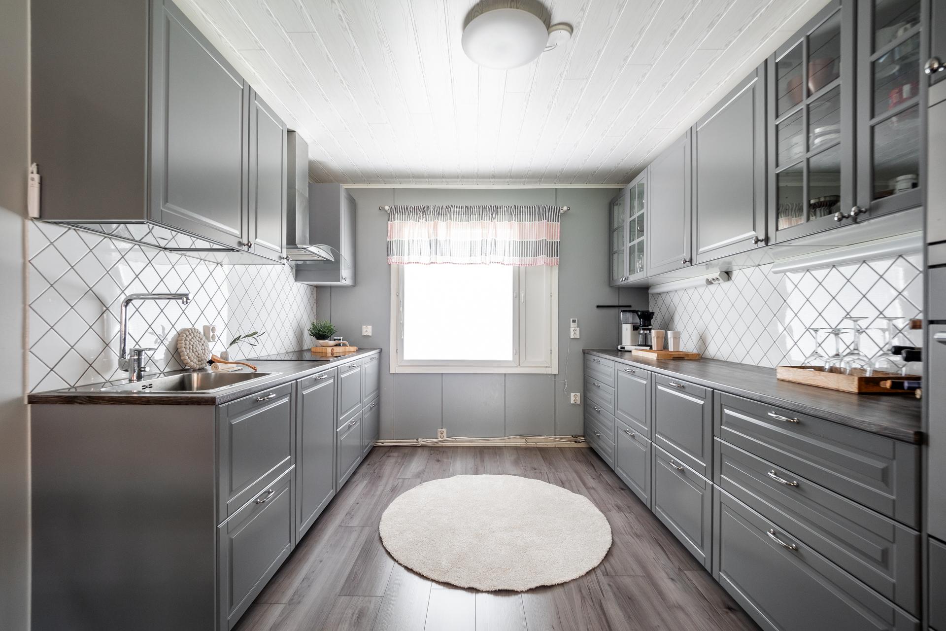 Nipukantie 10, Keskusta, Muhos