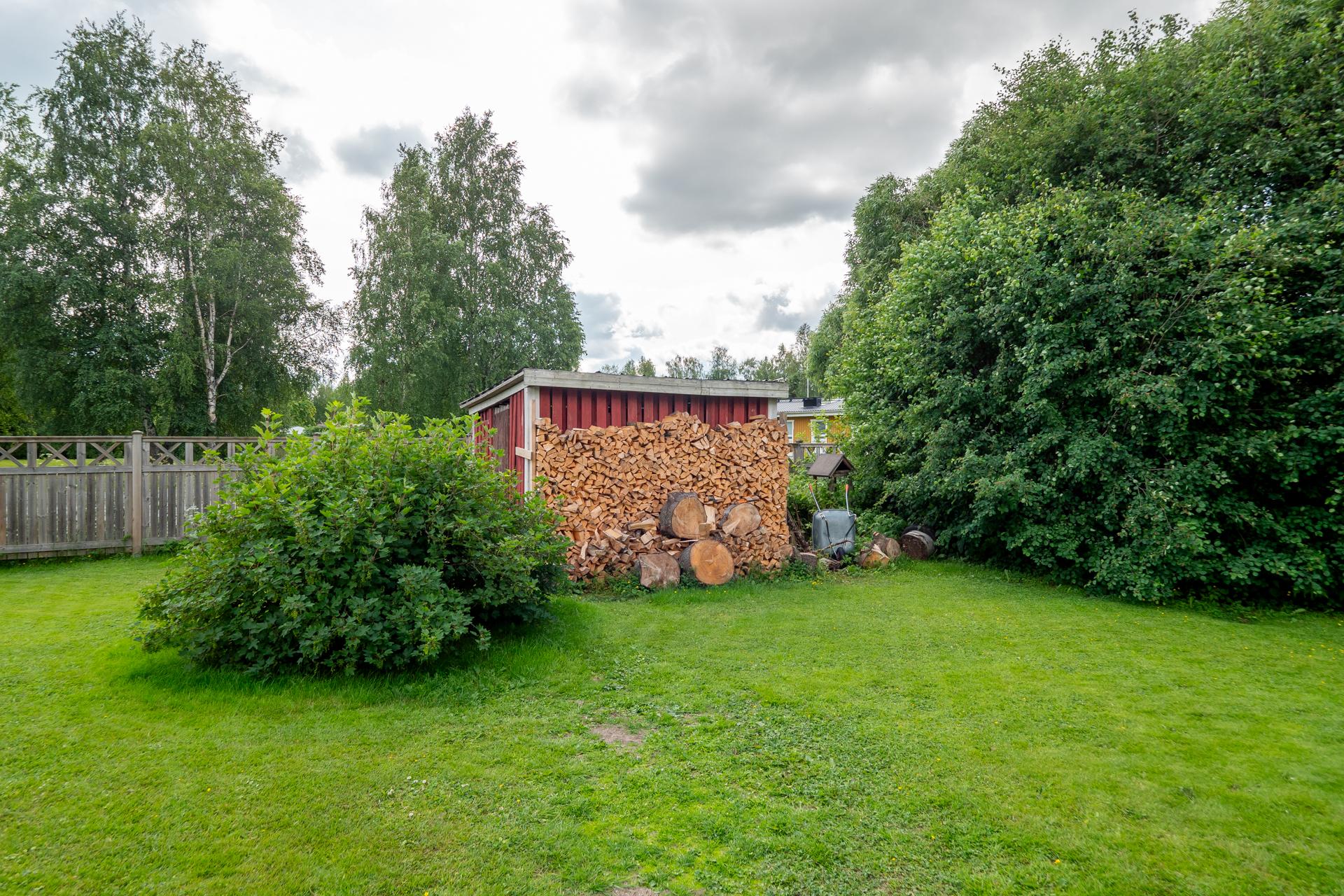 Nipukantie 10, Keskusta, Muhos