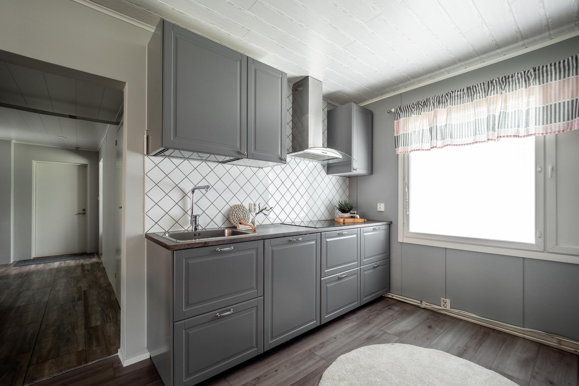 Nipukantie 10, Keskusta, Muhos