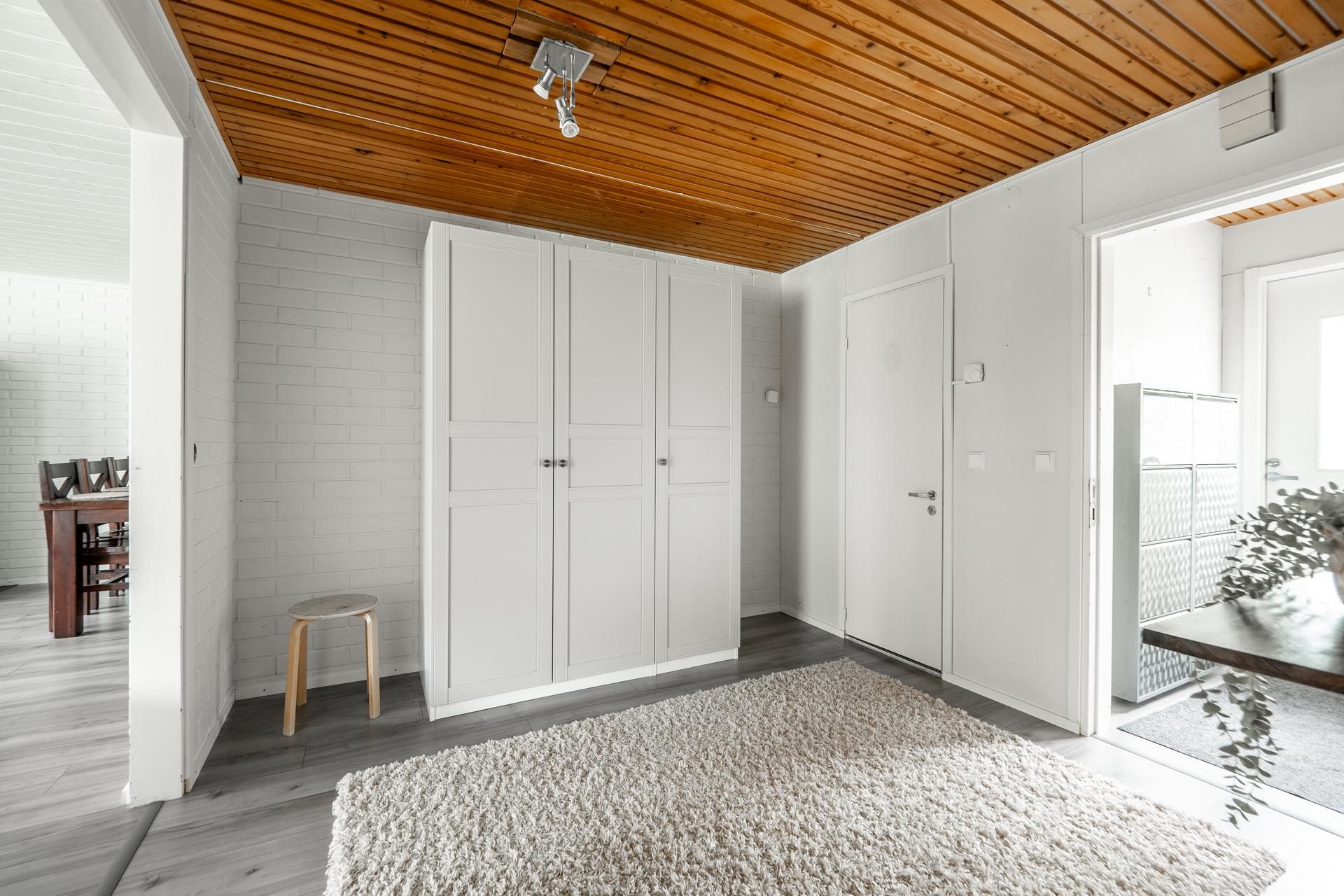 Nipukantie 10, Keskusta, Muhos