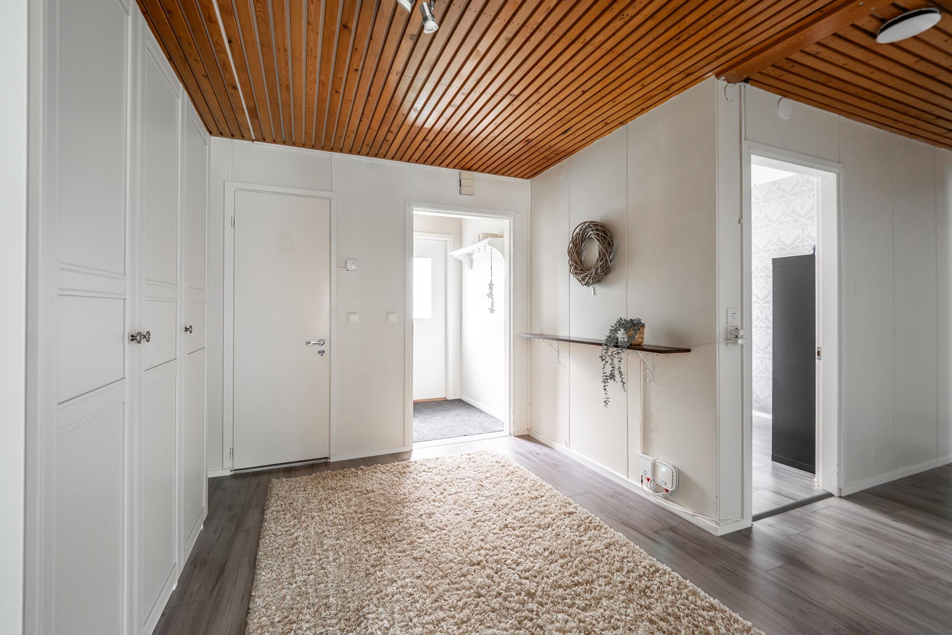 Nipukantie 10, Keskusta, Muhos