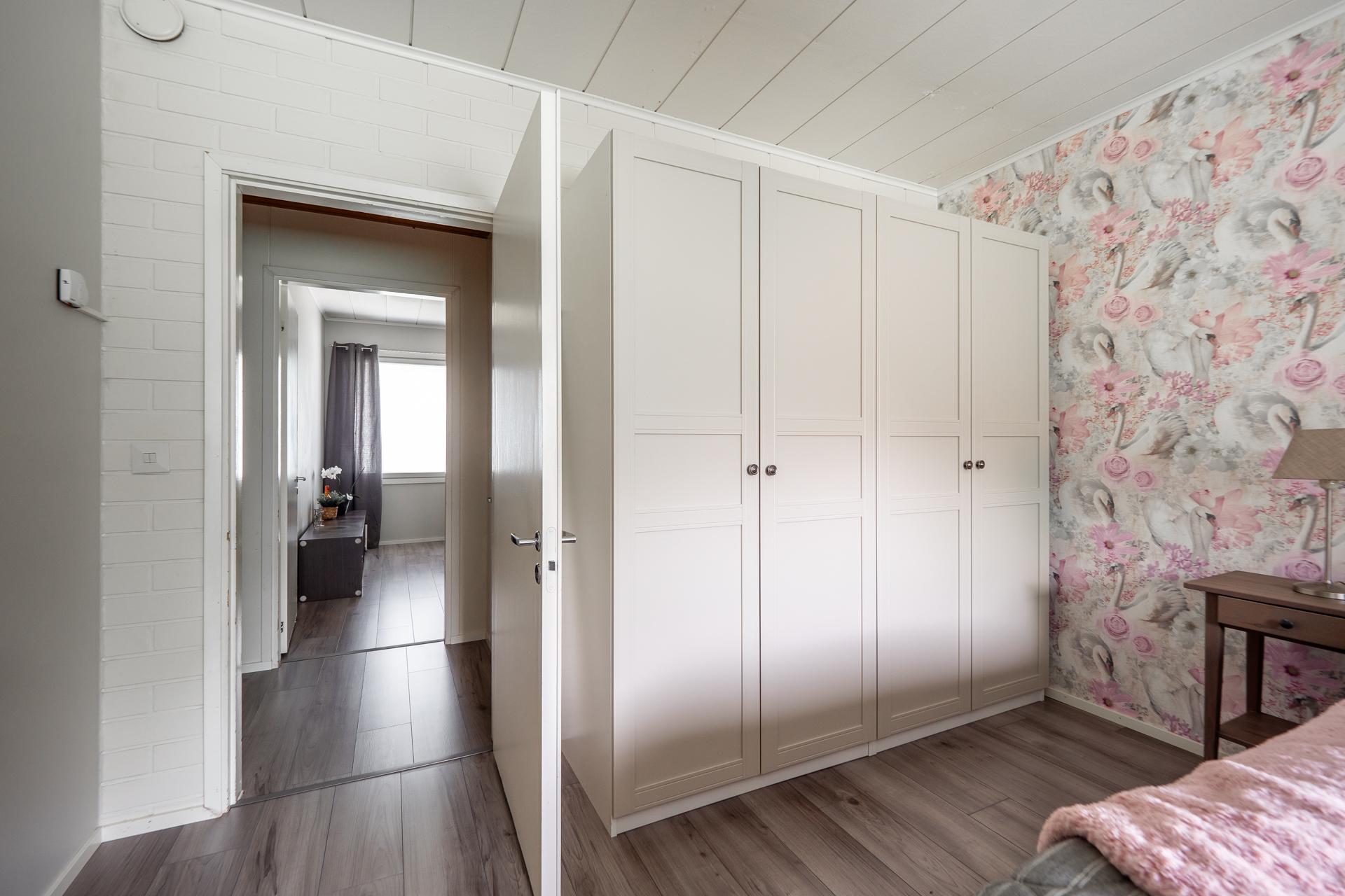 Nipukantie 10, Keskusta, Muhos