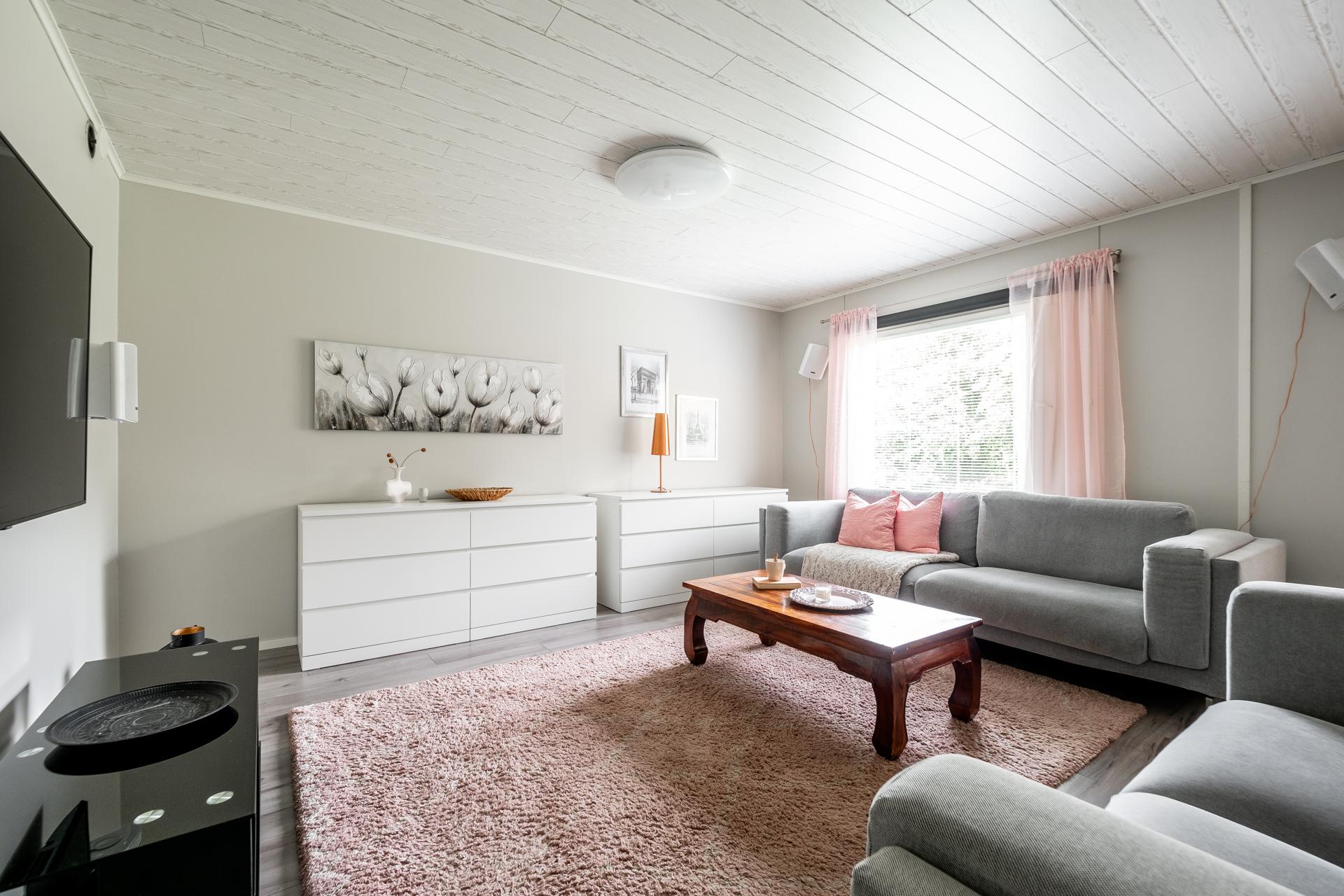 Nipukantie 10, Keskusta, Muhos