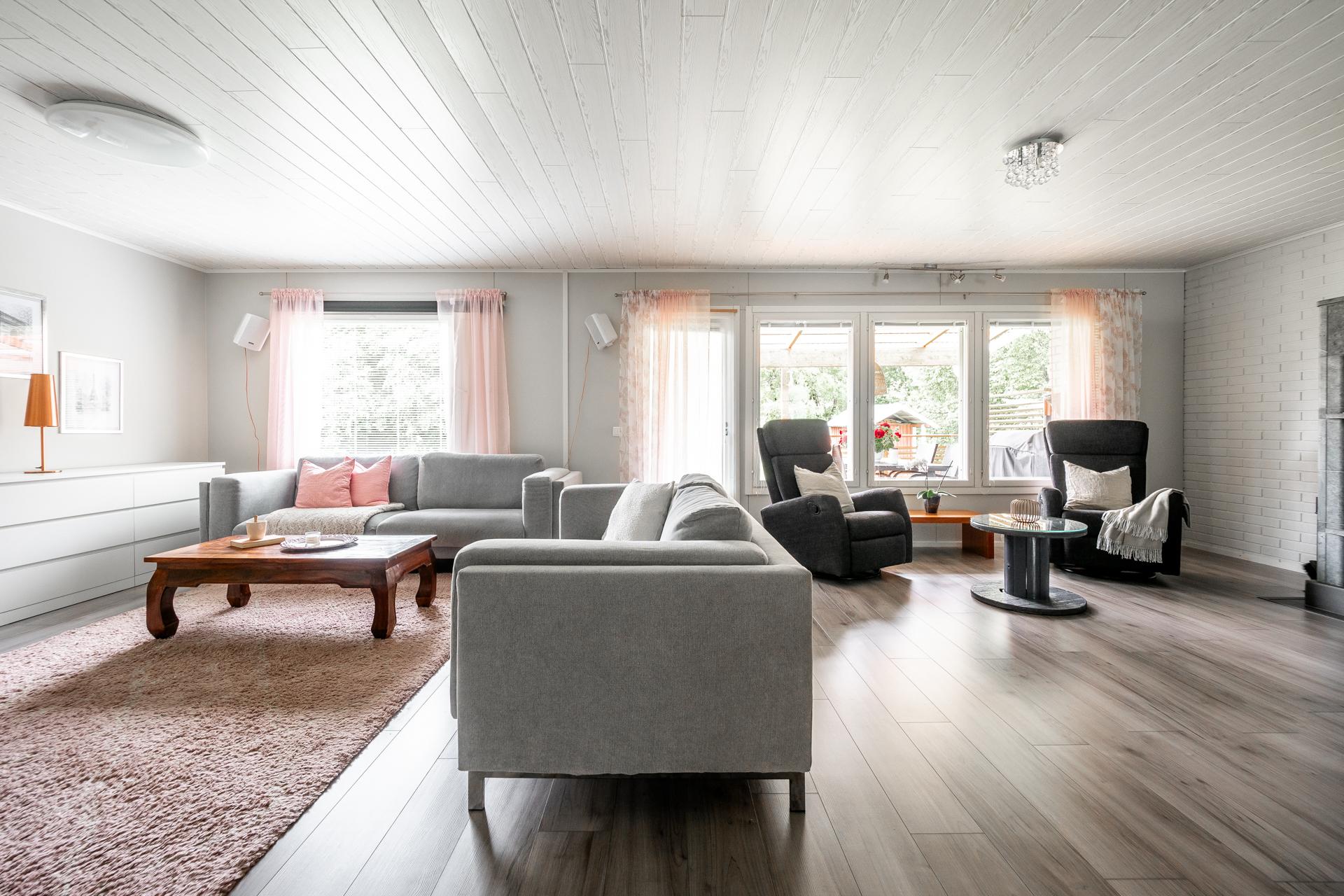 Nipukantie 10, Keskusta, Muhos