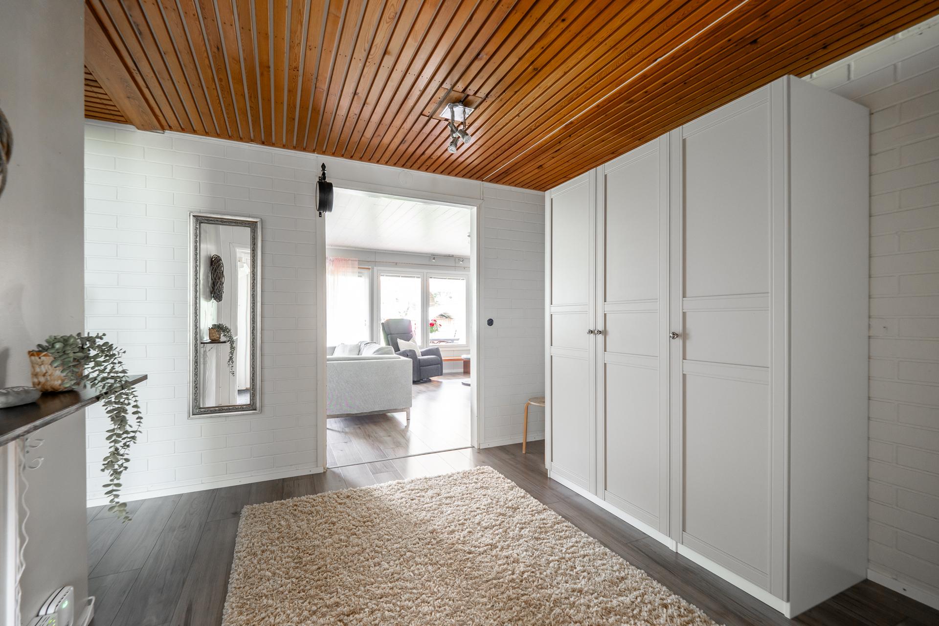 Nipukantie 10, Keskusta, Muhos