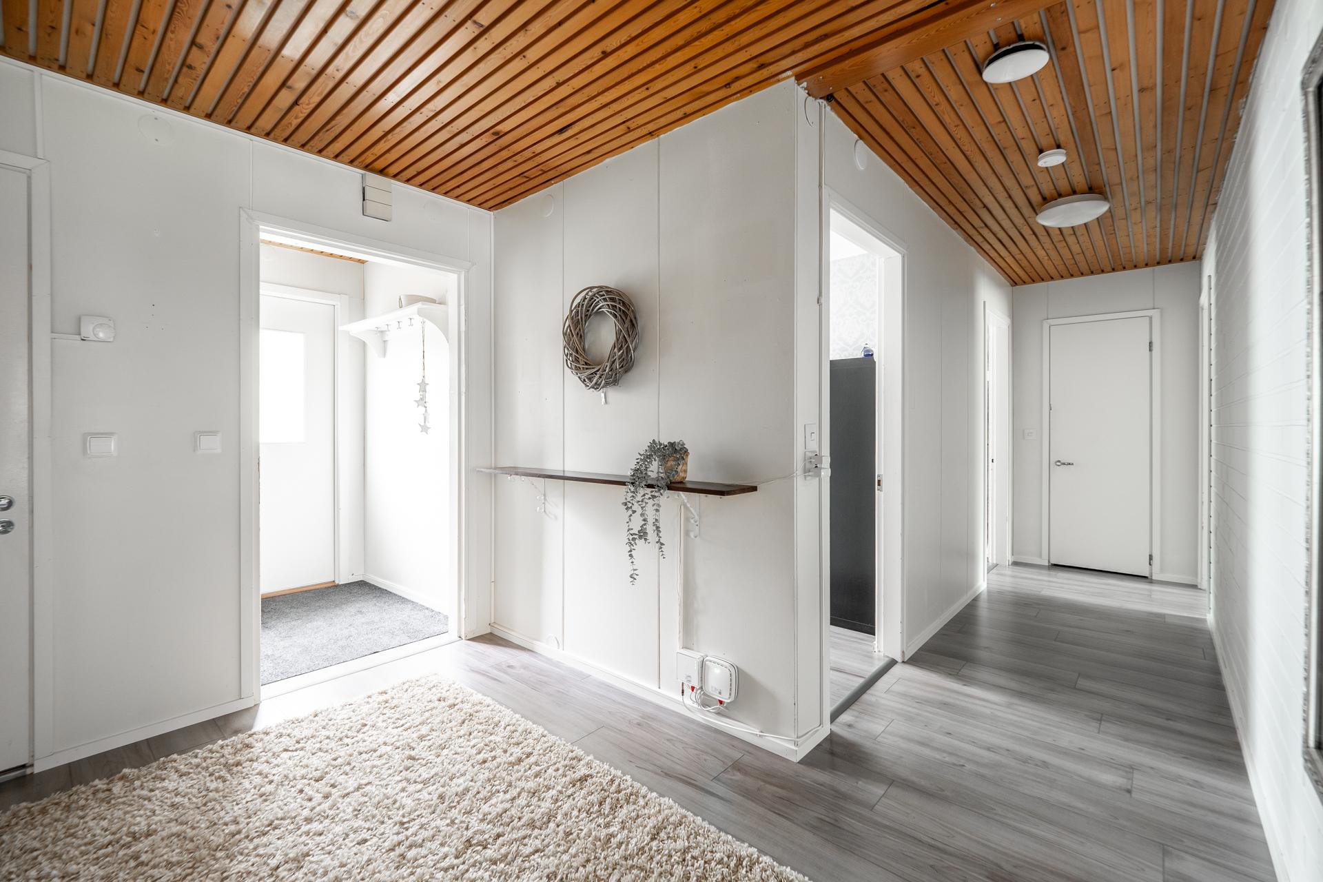 Nipukantie 10, Keskusta, Muhos