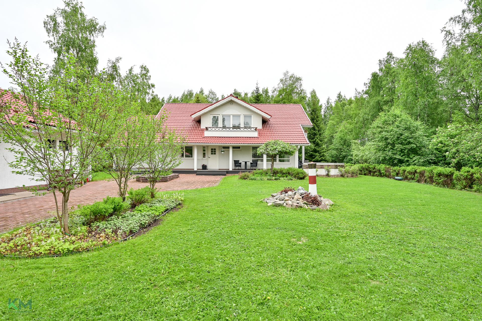 Kultasirkuntie 23, Oulunlahti, Oulu