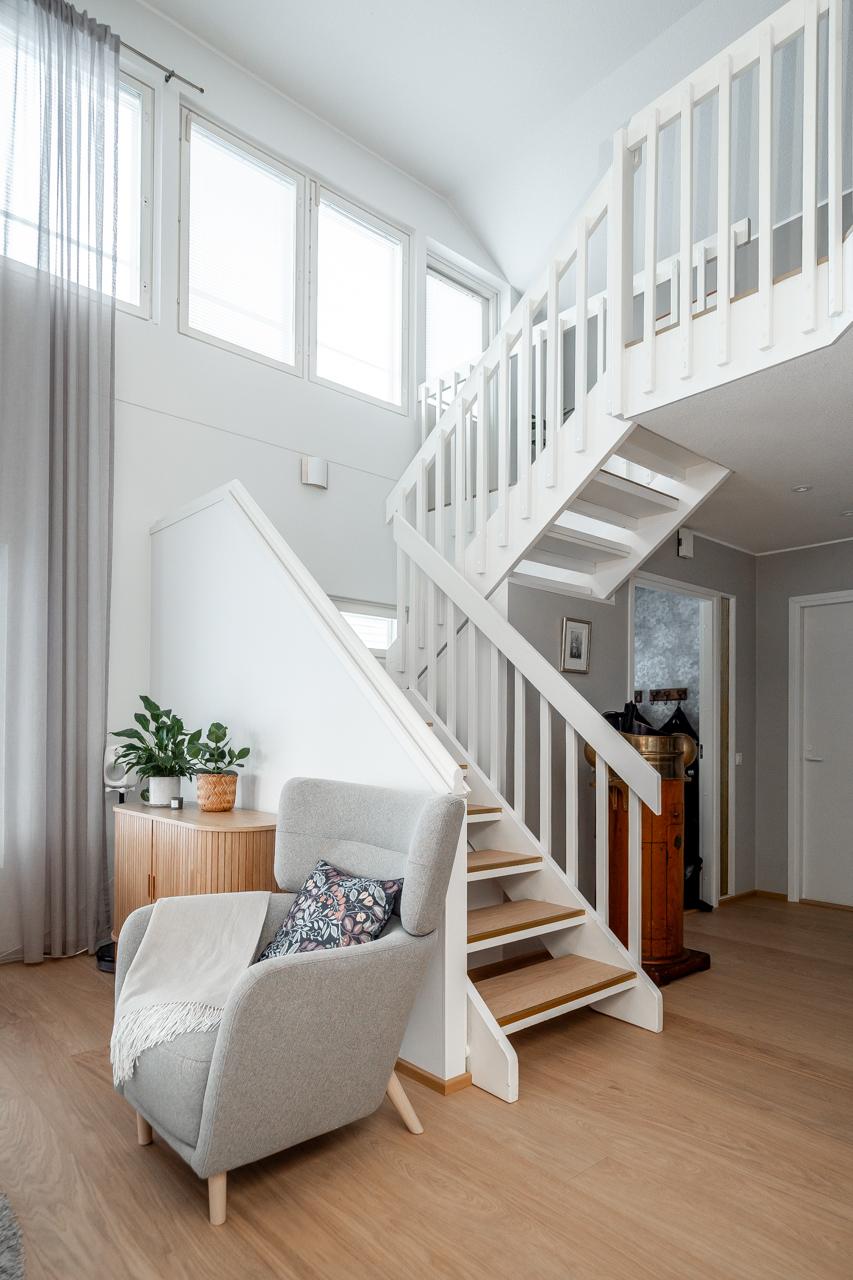 Kultasirkuntie 23, Oulunlahti, Oulu