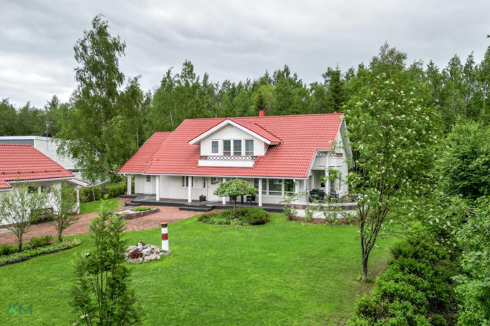 Kultasirkuntie 23, Oulunlahti, Oulu