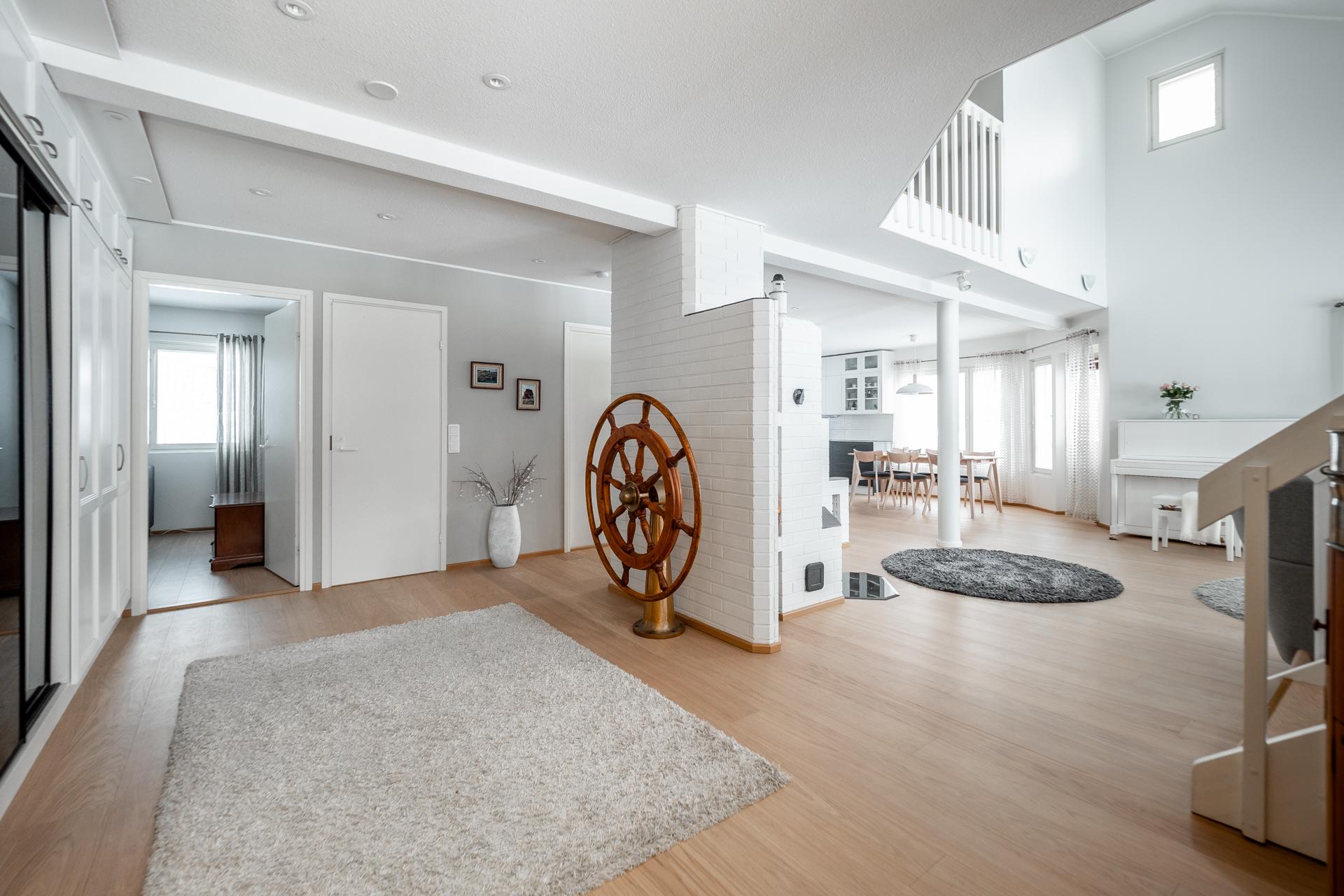 Kultasirkuntie 23, Oulunlahti, Oulu