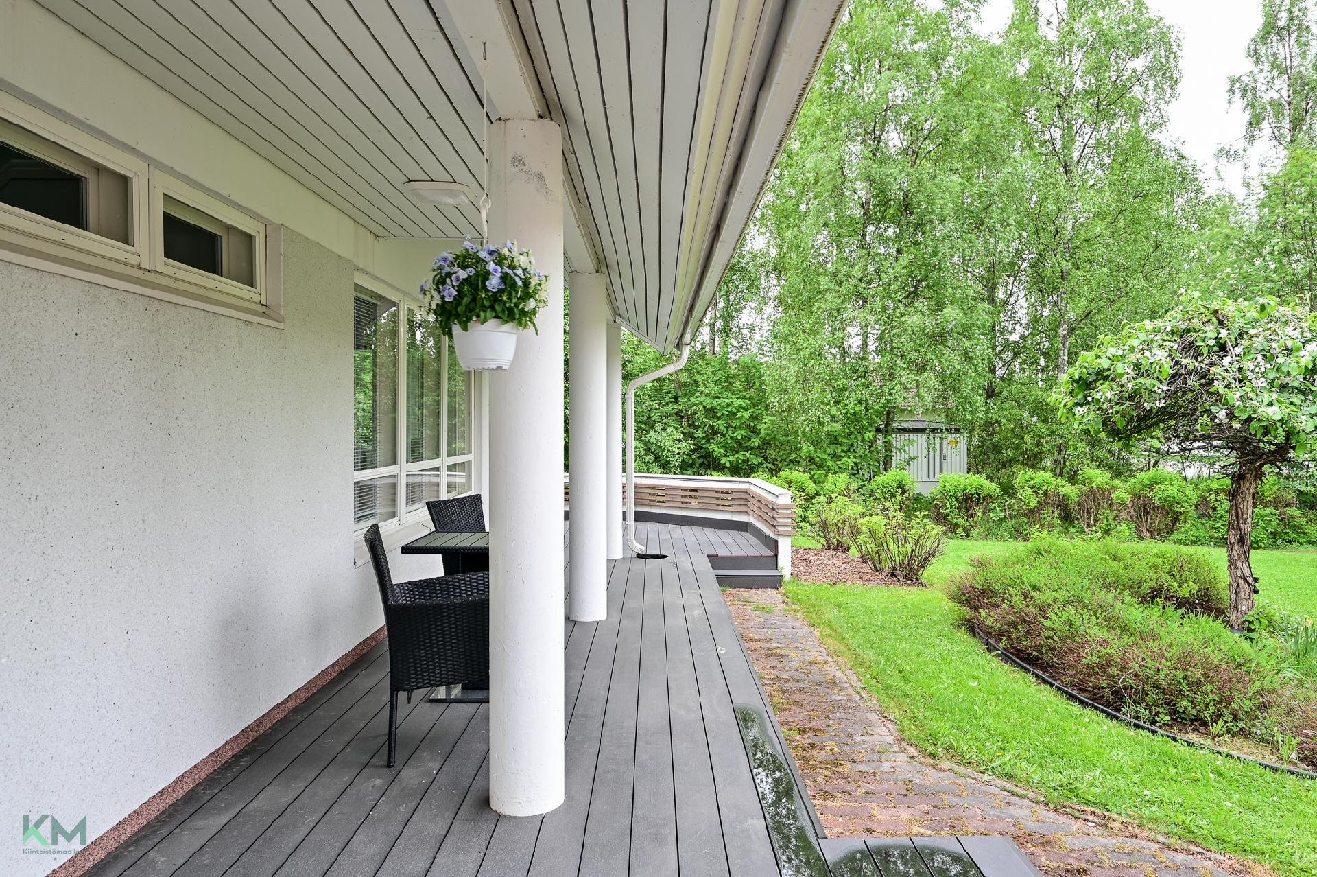 Kultasirkuntie 23, Oulunlahti, Oulu