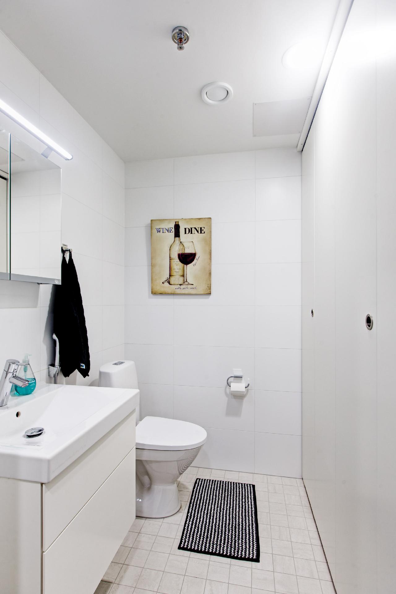 Kodinhoitotilan saa ovella piiloon