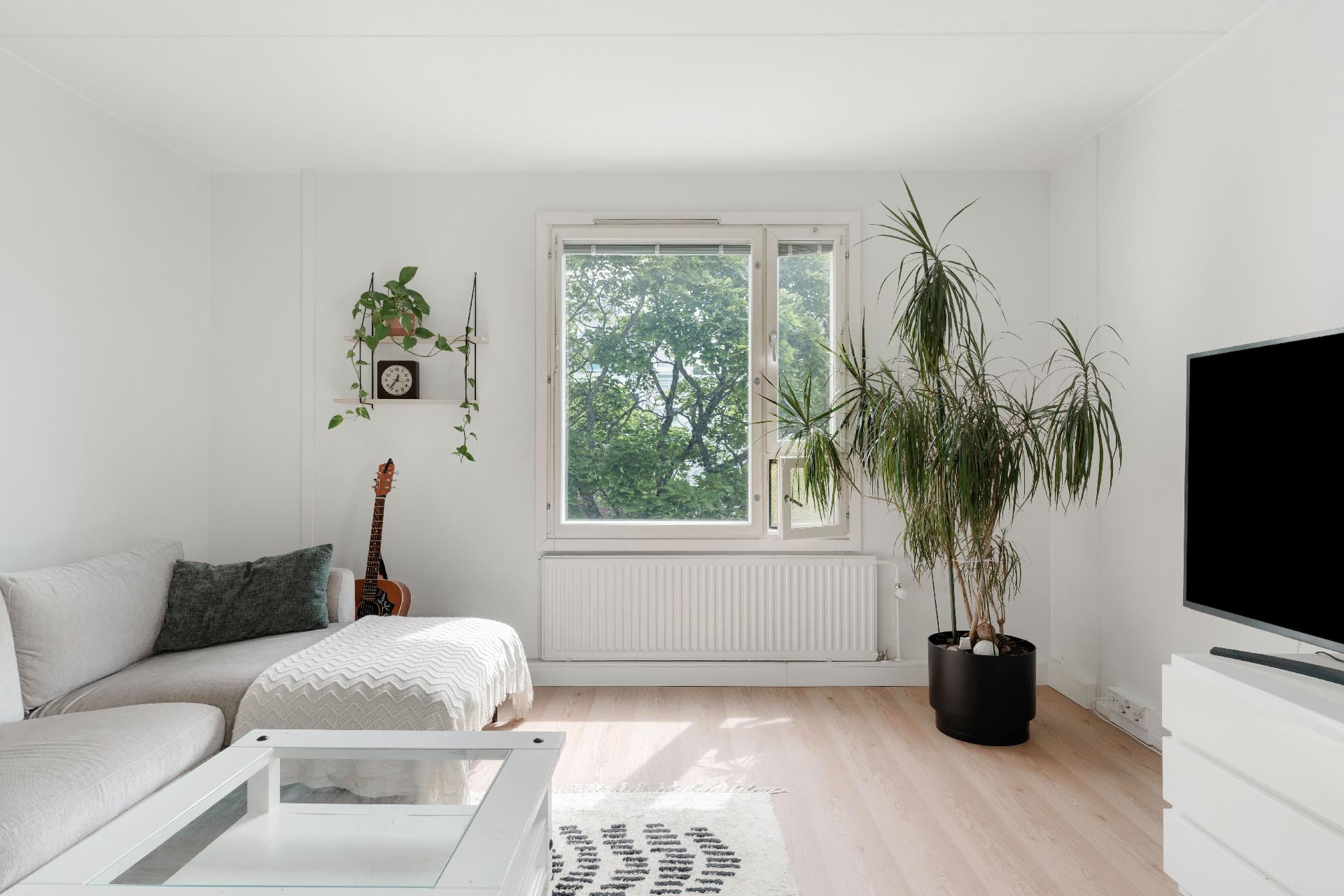 Merivalkama 3-5, Kivenlahti, Espoo