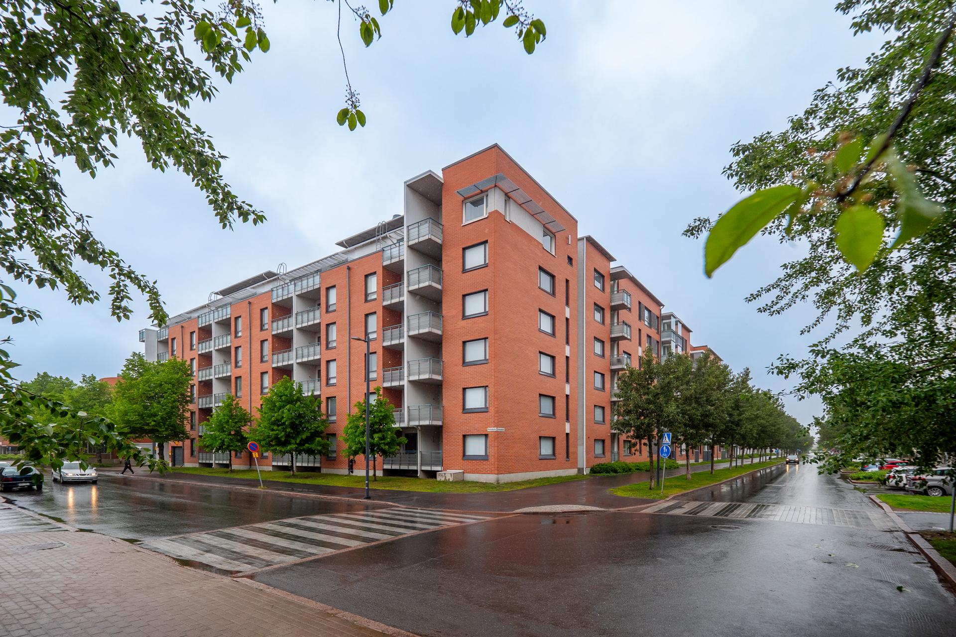 Kansankatu 64, Etu-Lyötty, Oulu