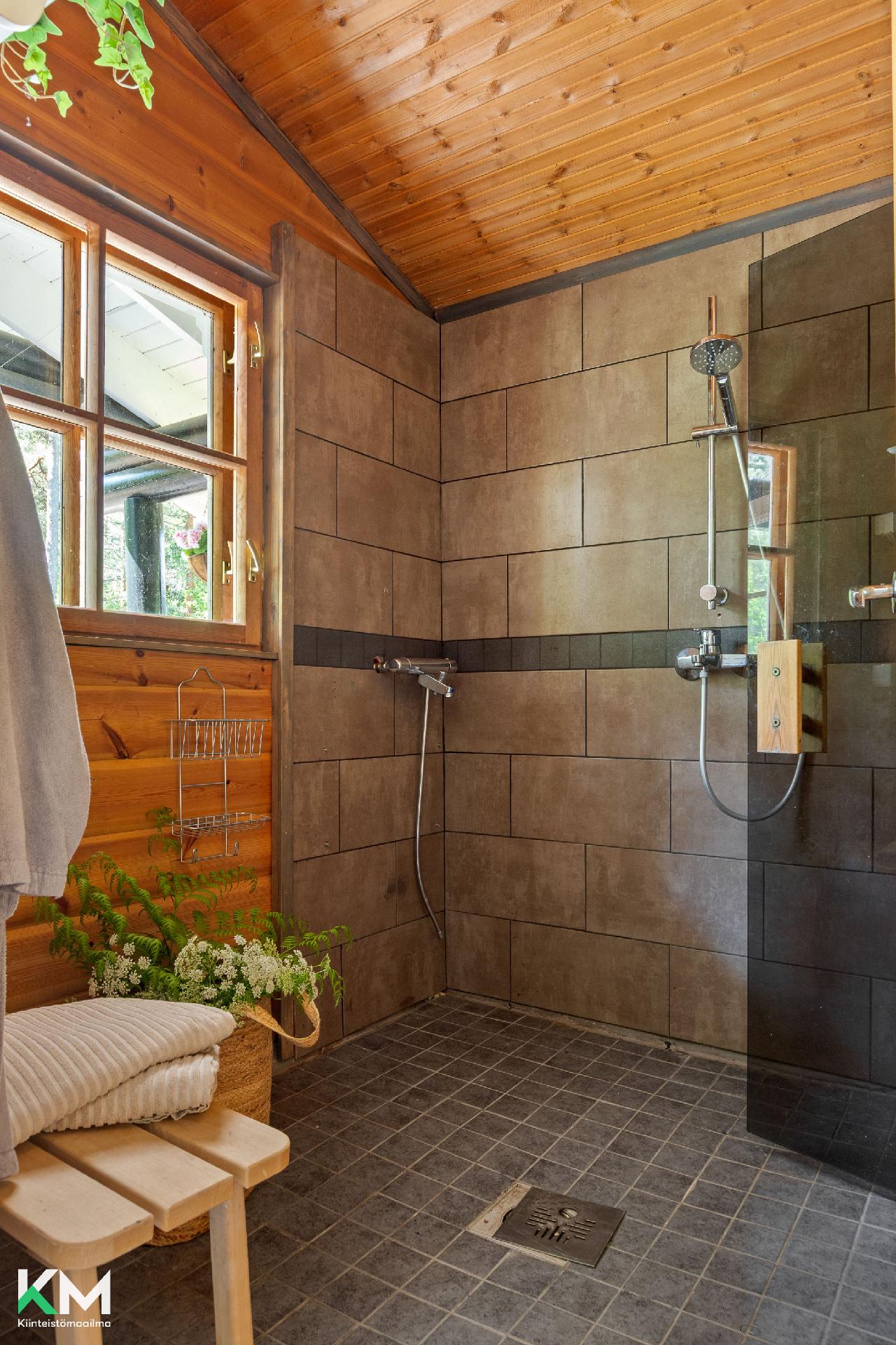 Honninlahti 40, Kirkonkylä, Iitti