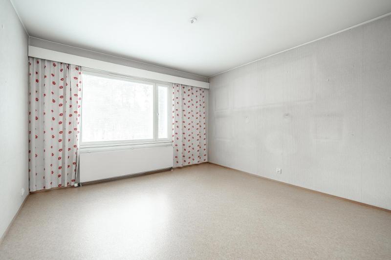 Varpushaukantie 4, Kaukovainio, Oulu