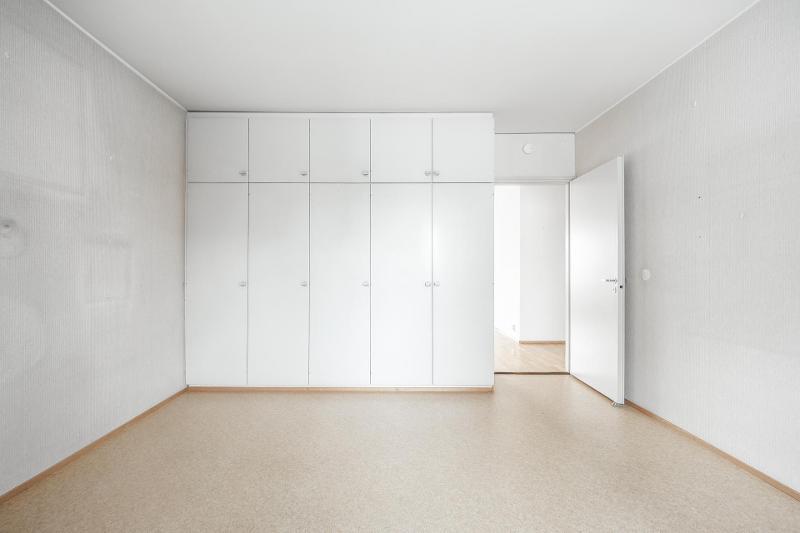 Varpushaukantie 4, Kaukovainio, Oulu