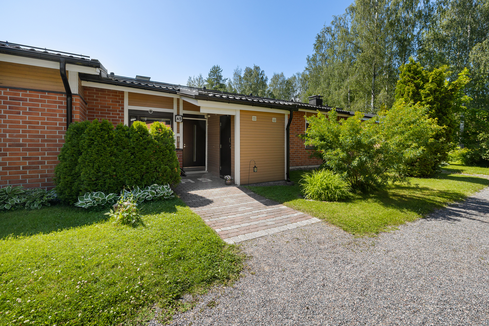 Sisäänkäynti