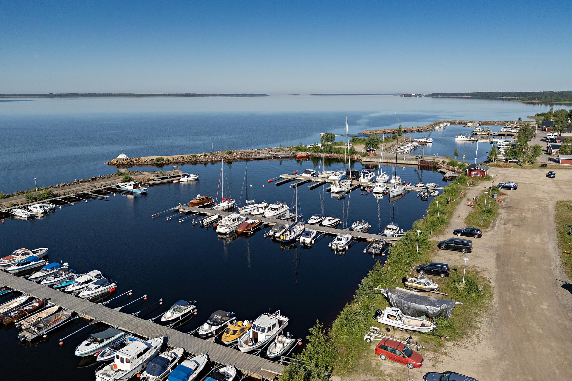 Luuvartinpuoli 17, Kiviniemi-Kello, Oulu