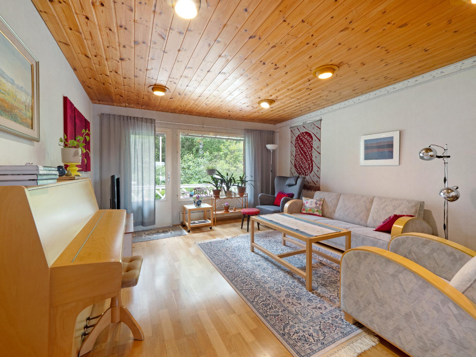 Metsäpirtintie 24, Hukanhauta, Joensuu