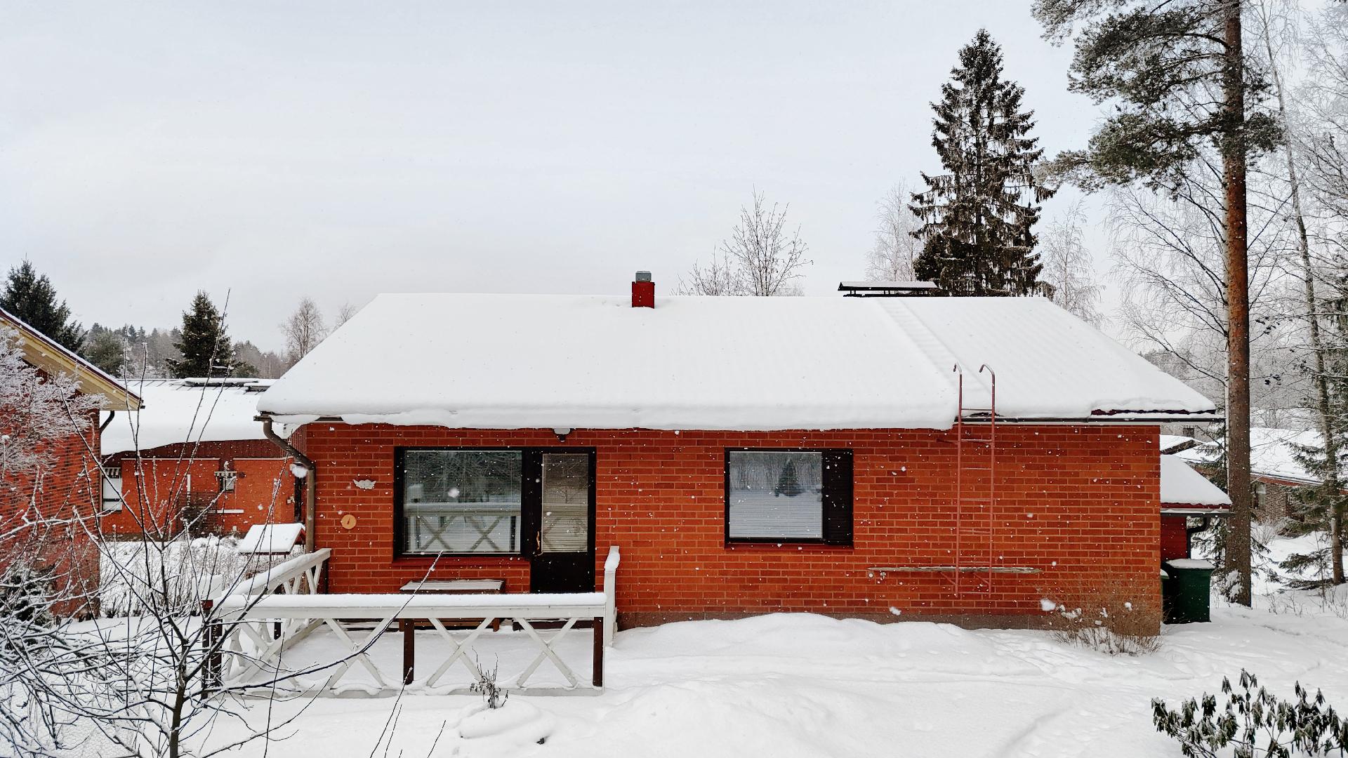 Metsäpirtintie 24, Hukanhauta, Joensuu