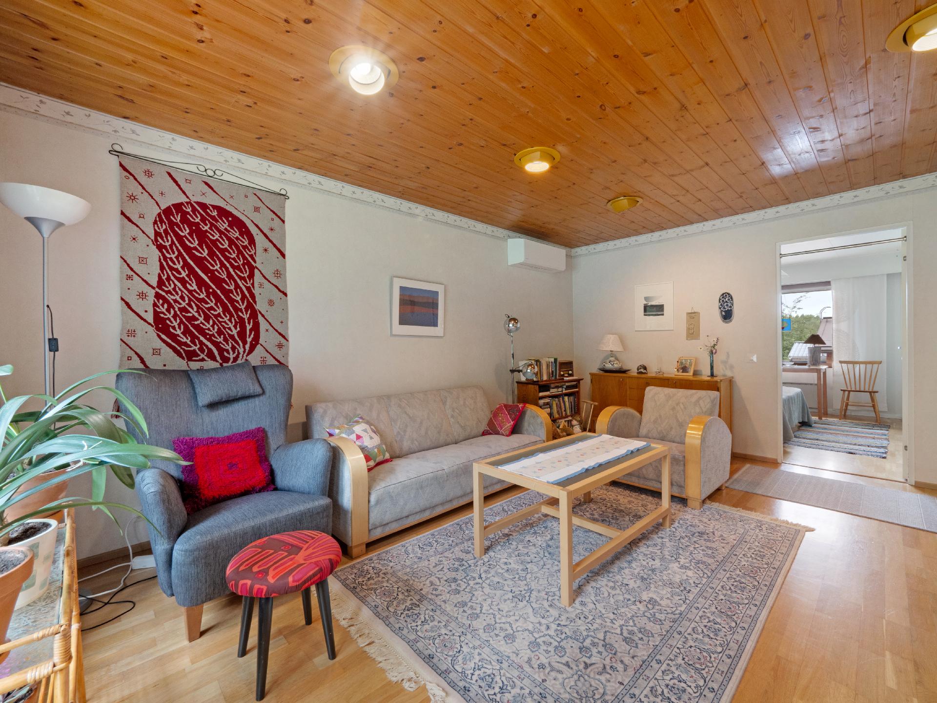 Metsäpirtintie 24, Hukanhauta, Joensuu