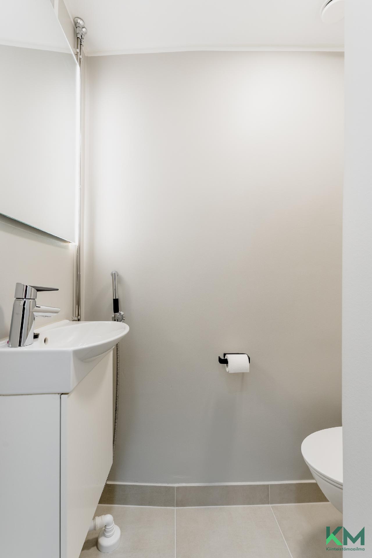 Tarkk’ampujankatu 2b, Ullanlinna, Helsinki