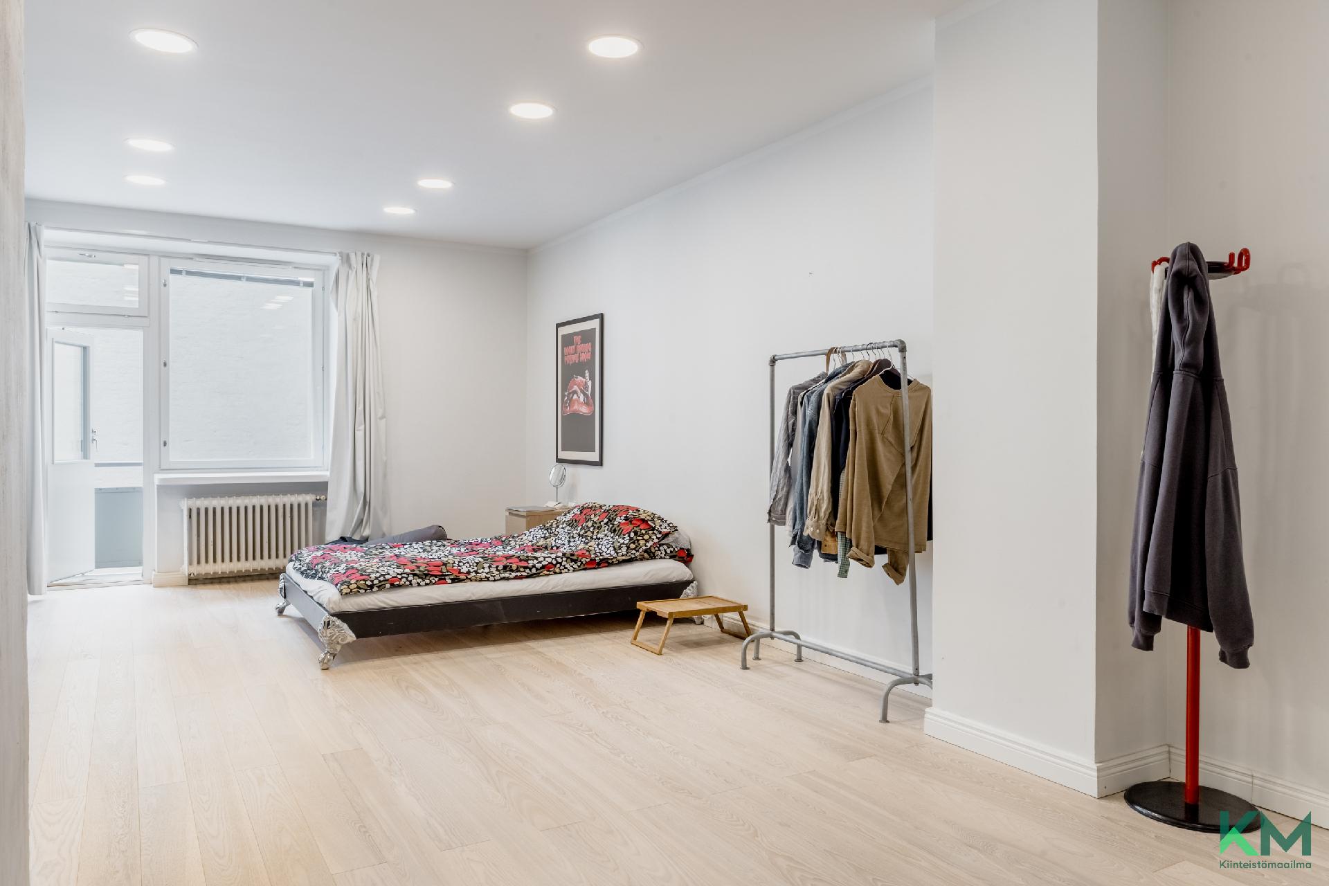 Tarkk’ampujankatu 2b, Ullanlinna, Helsinki