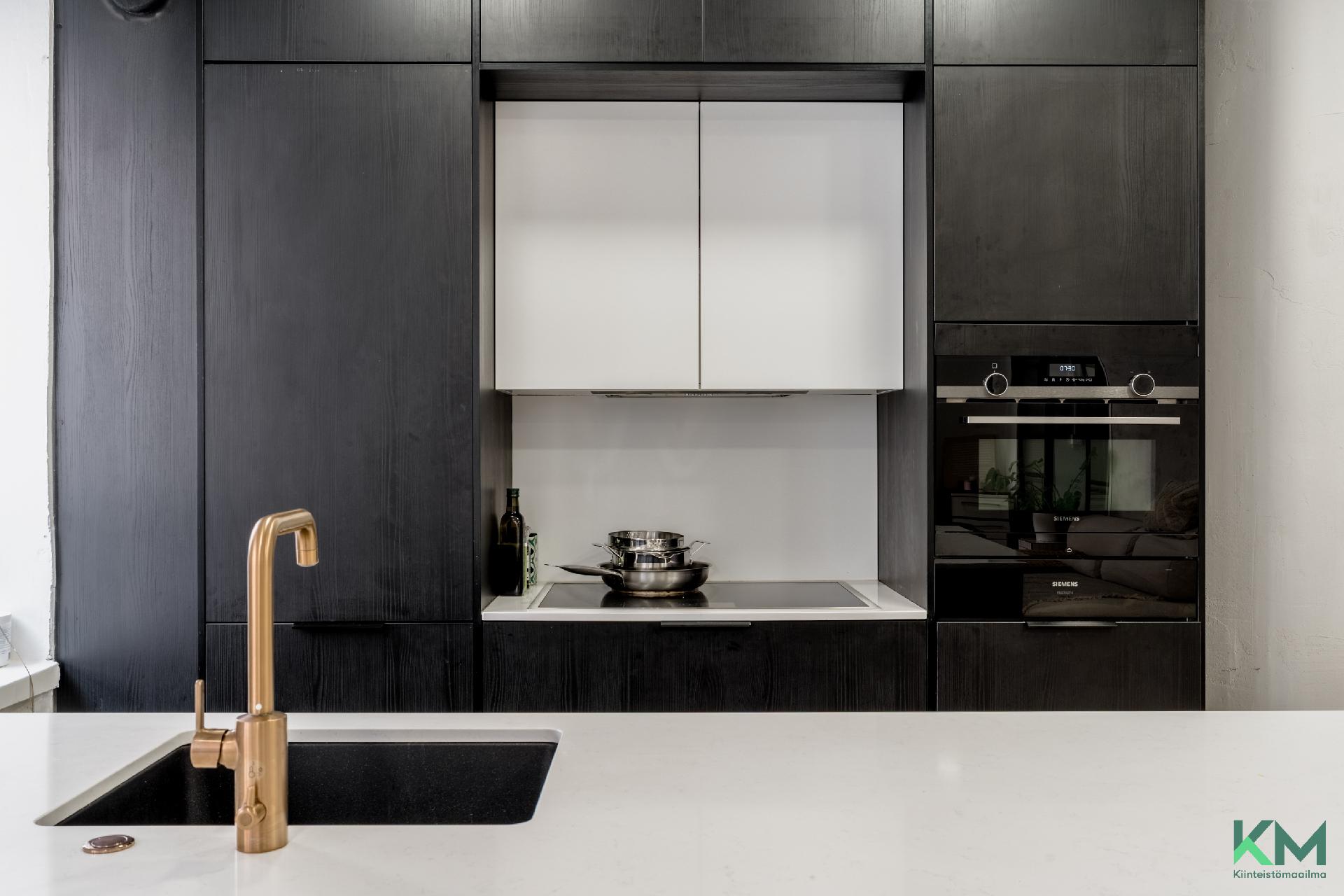 Tarkk’ampujankatu 2b, Ullanlinna, Helsinki