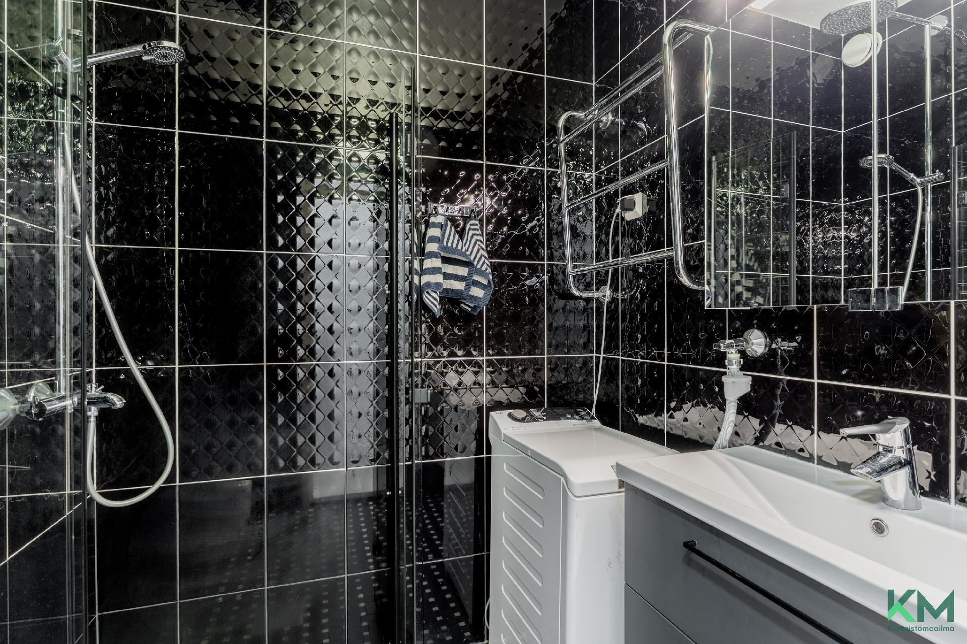 Tarkk’ampujankatu 2b, Ullanlinna, Helsinki