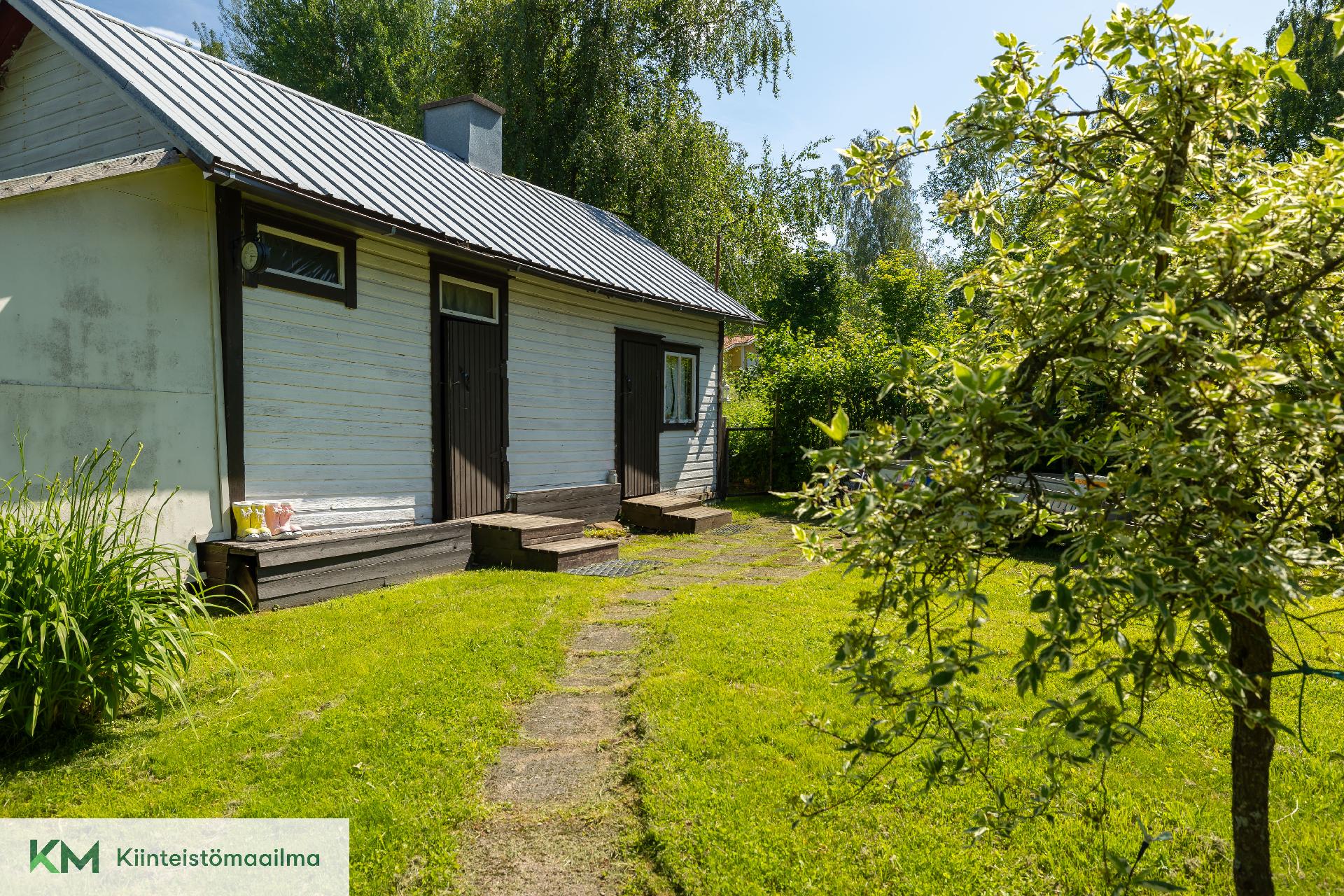 Ulkorakennus, mahdollisuus tehdä pihasauna!