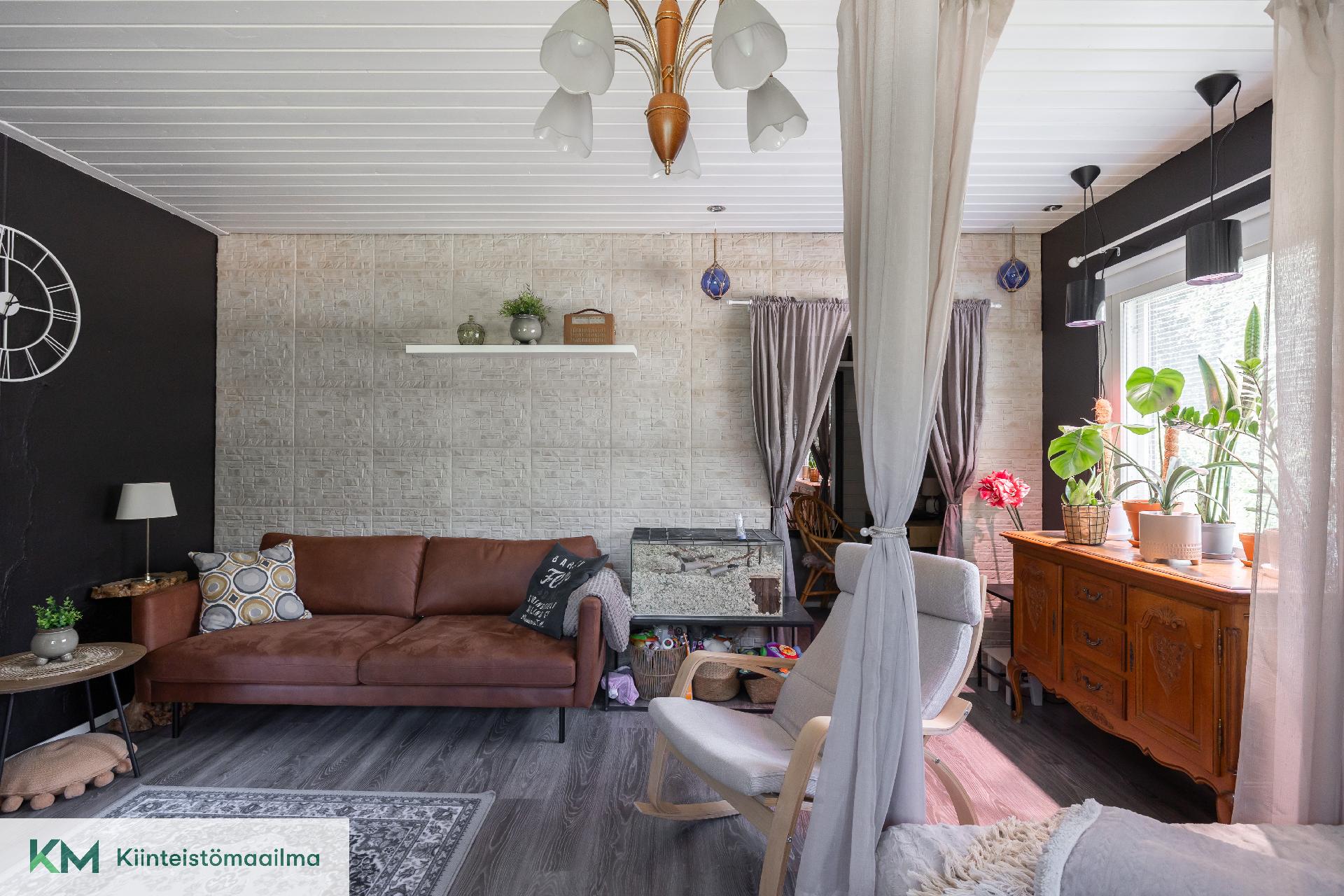 Karellintie 39, Korkeakoski, Kotka