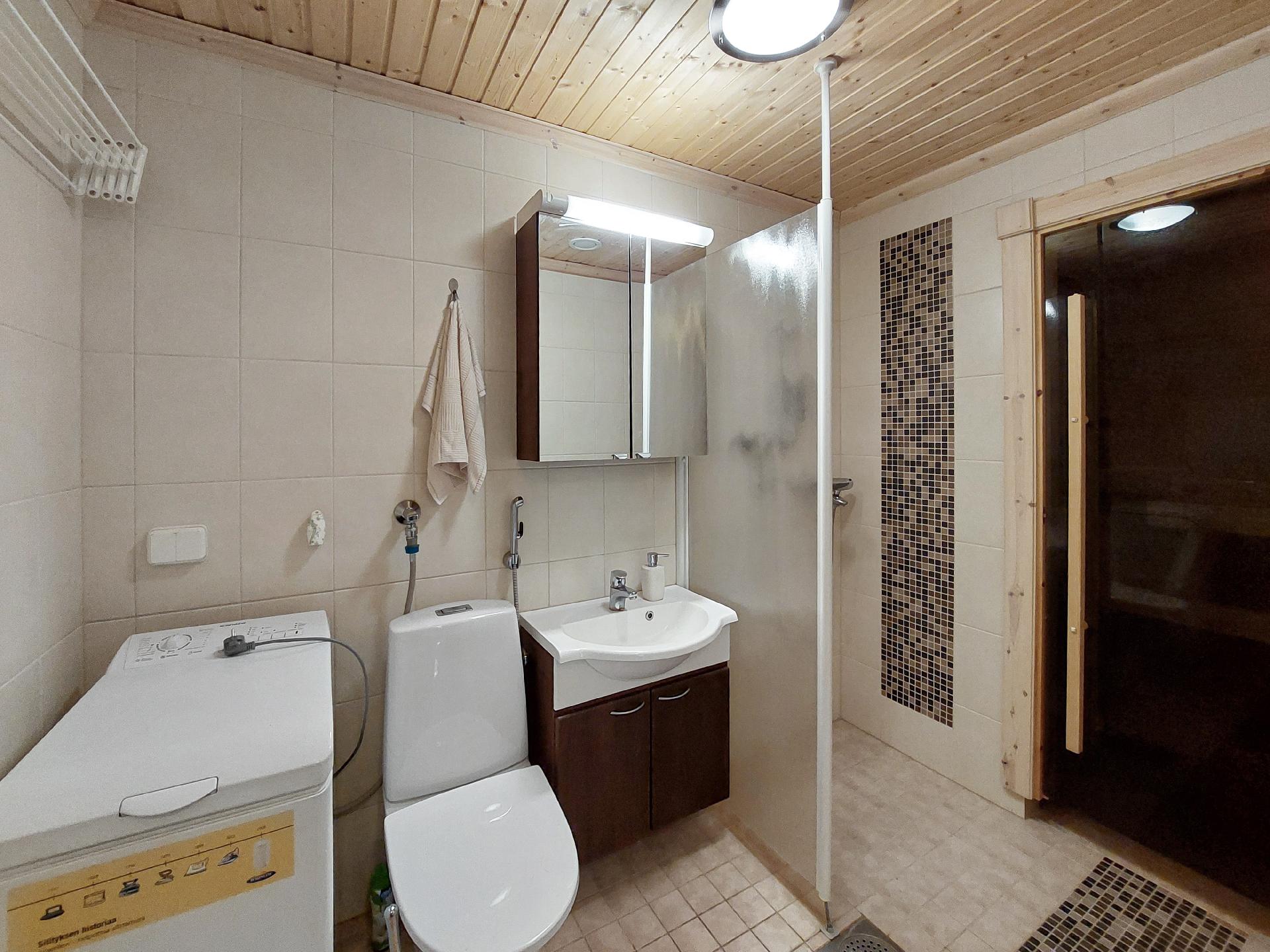 Vesisaarentie 19A, Vesiniemi, Puumala