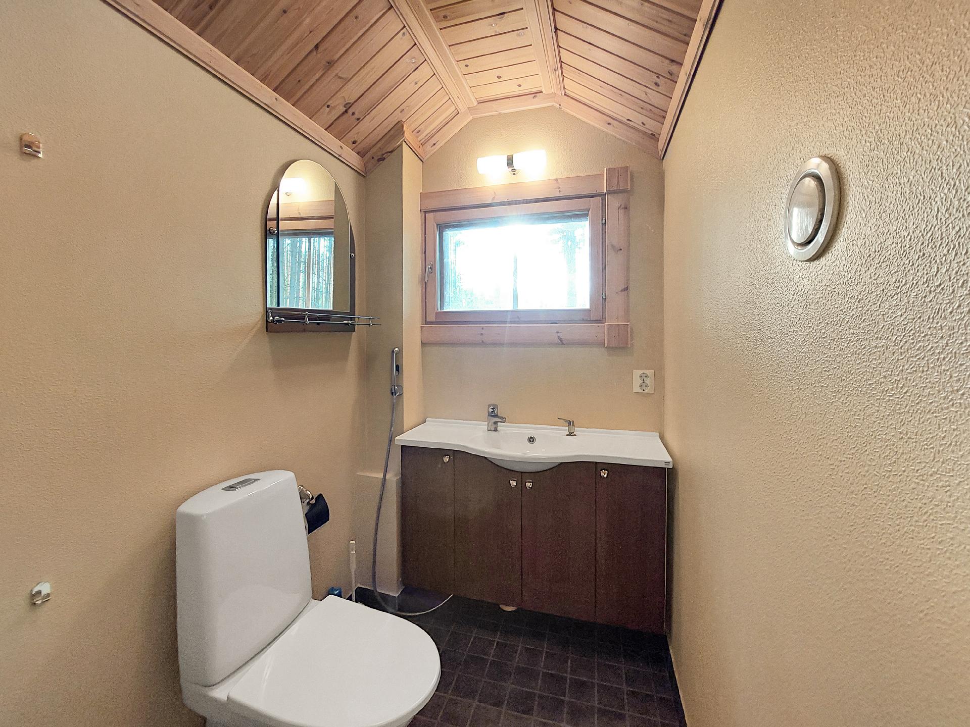 Vesisaarentie 19A, Vesiniemi, Puumala