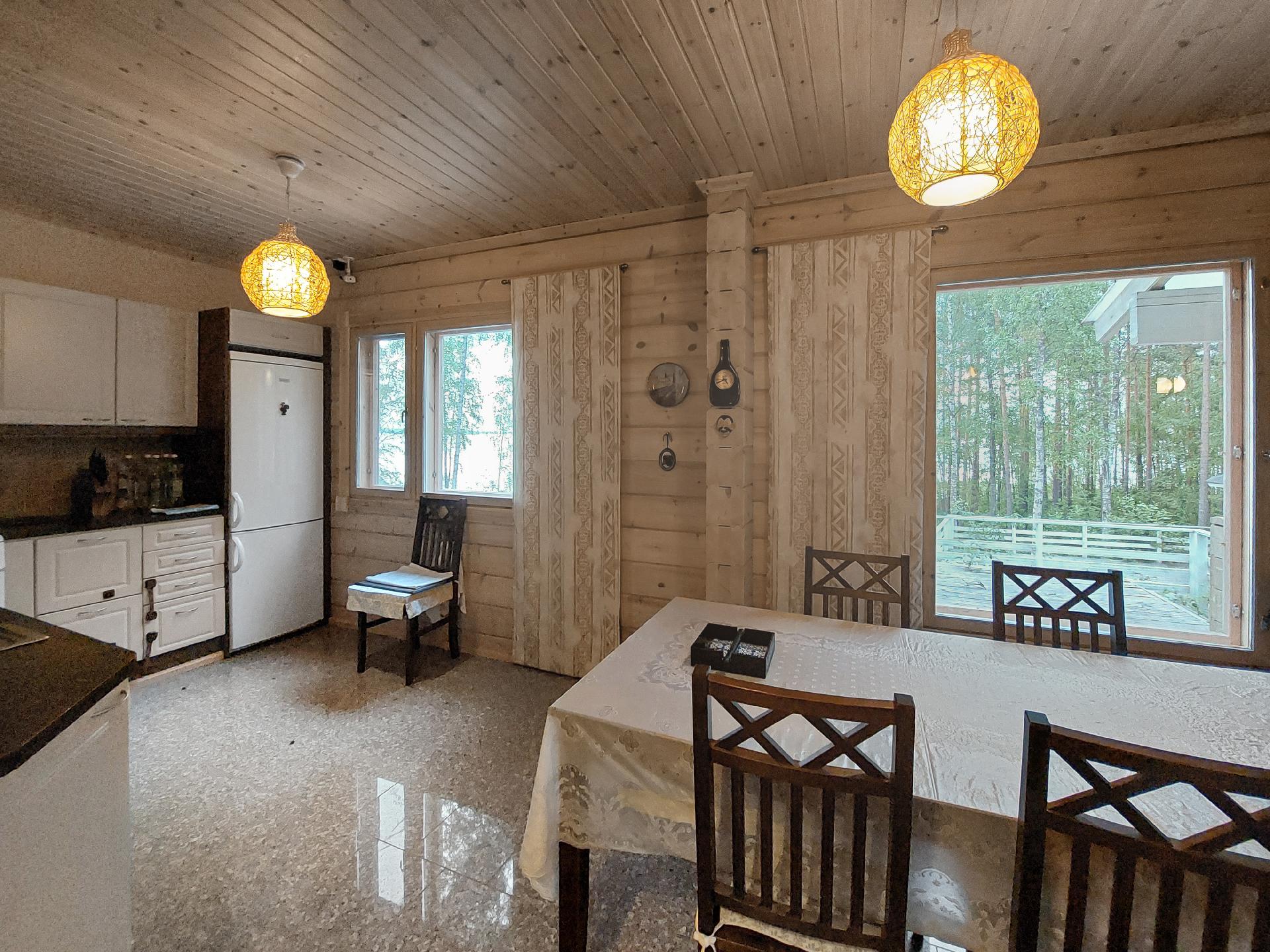 Vesisaarentie 19A, Vesiniemi, Puumala