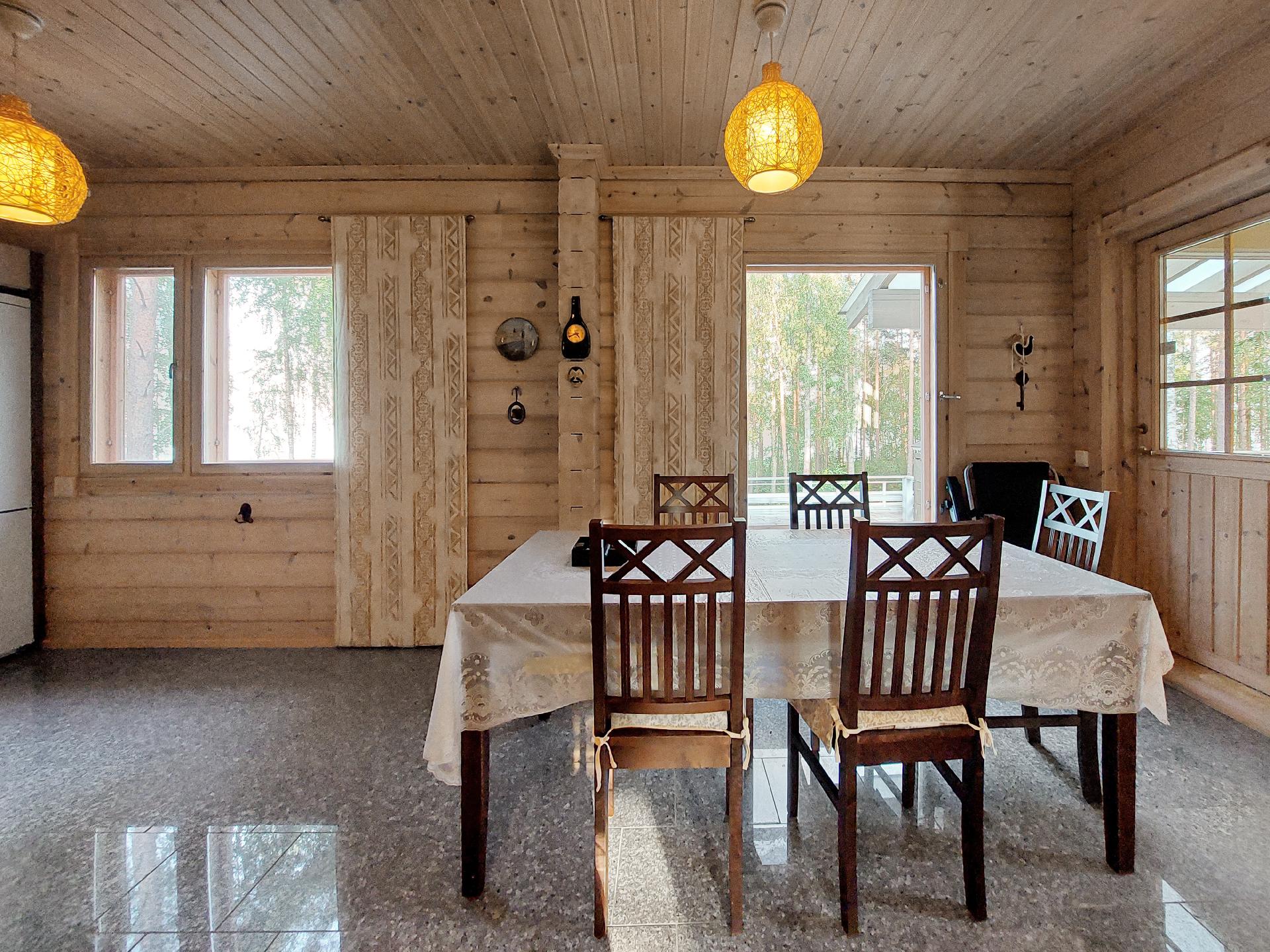 Vesisaarentie 19A, Vesiniemi, Puumala