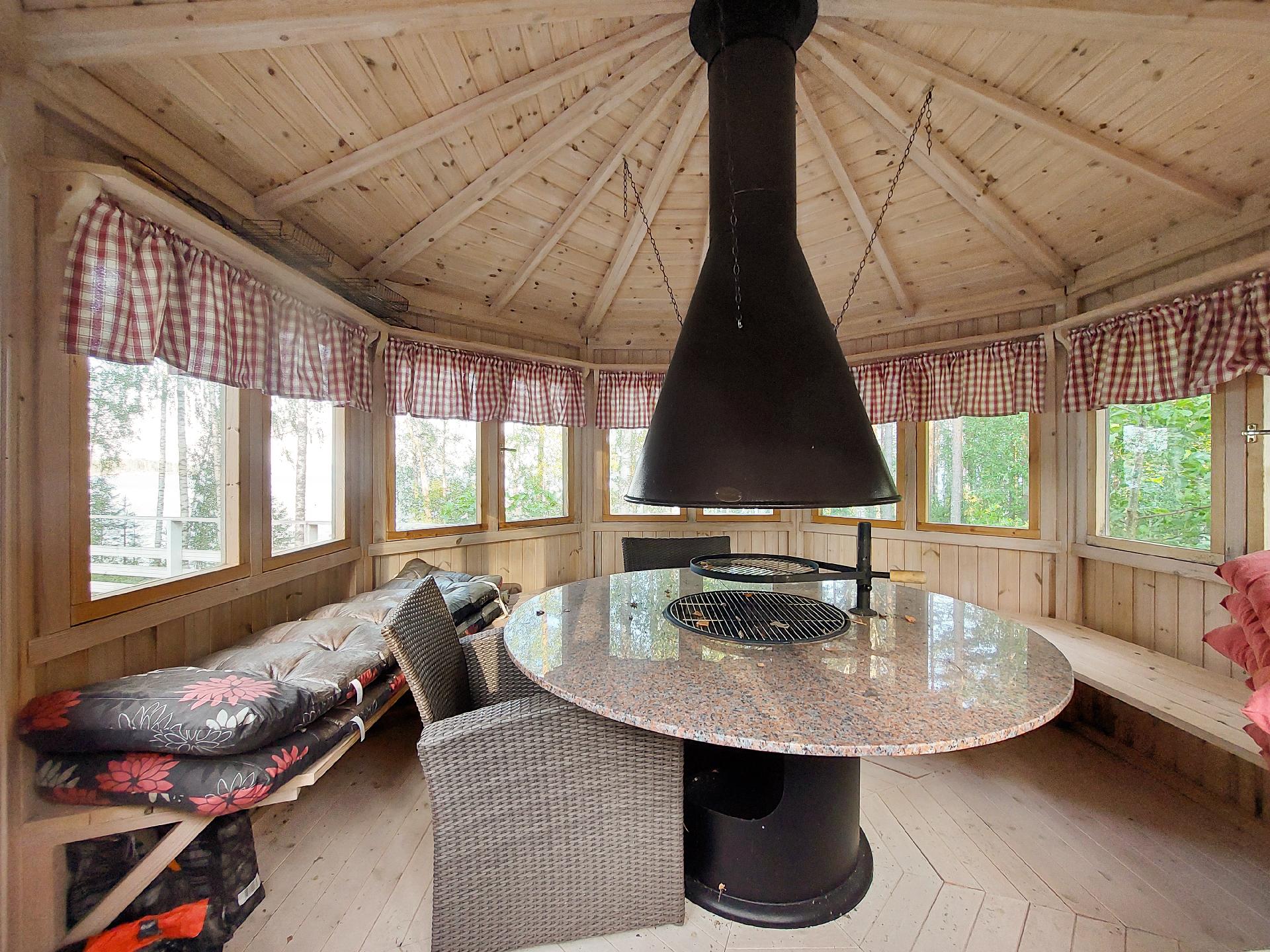 Vesisaarentie 19A, Vesiniemi, Puumala