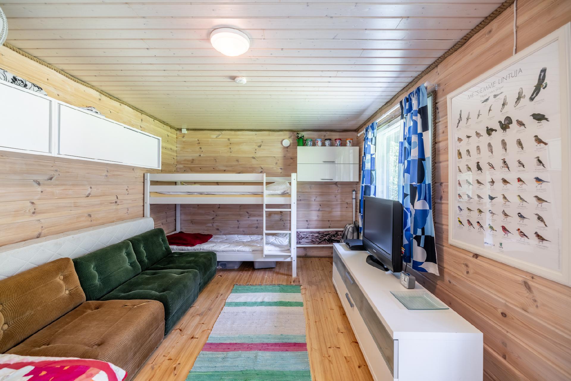 Kaivolahdentie 110, Kangasniemi