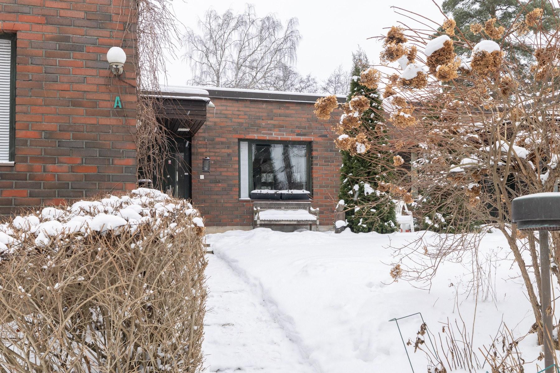 Huoneiston pääsisäänkäynti