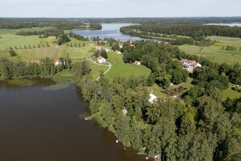 Laukon kartanon aluetta