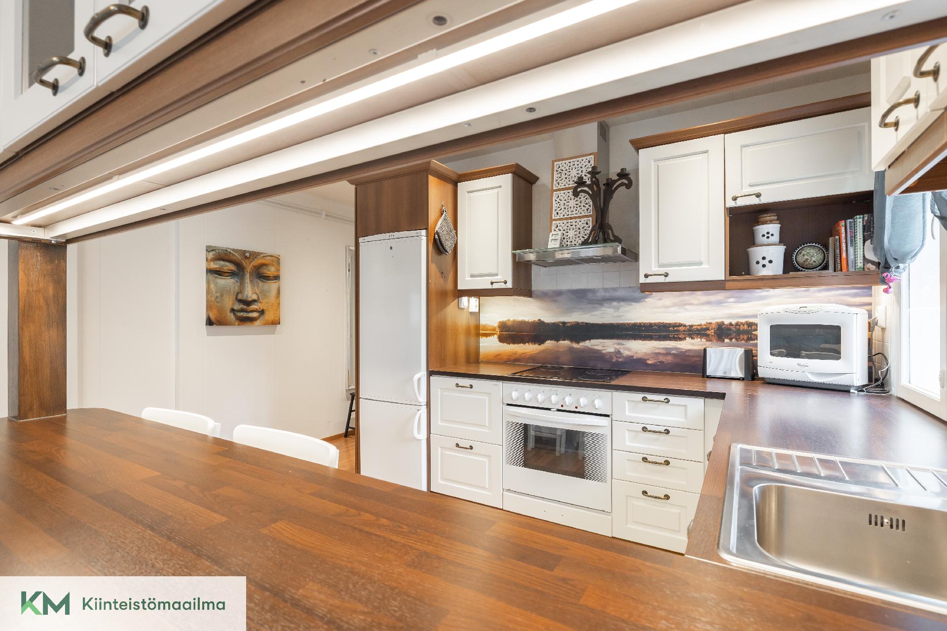 Kurjenkellonkatu 2, Mäntykangas, Kotka