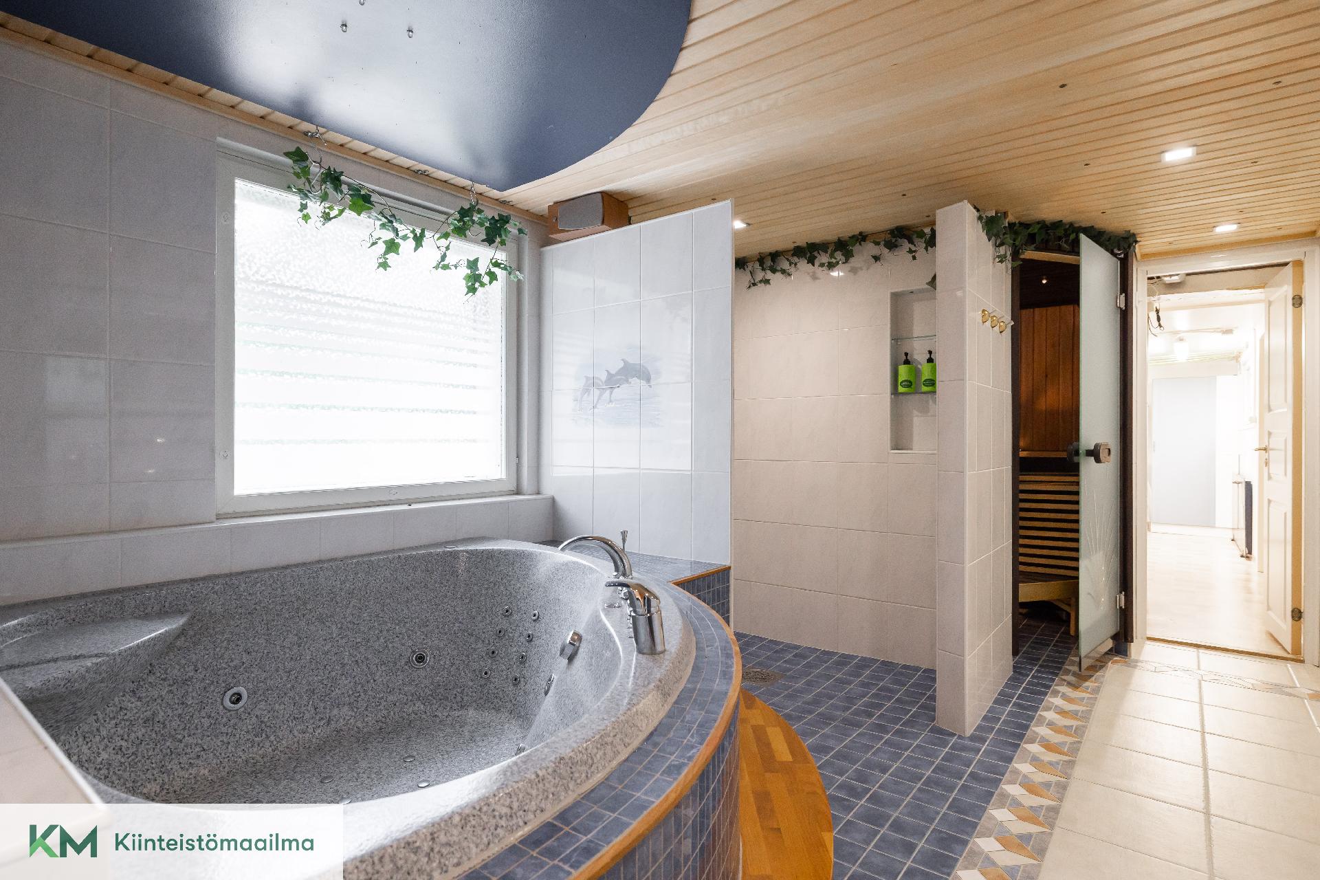 Kurjenkellonkatu 2, Mäntykangas, Kotka