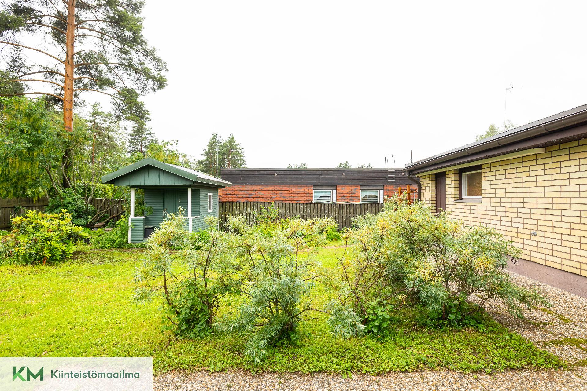 Pienen asunnon piha-alue